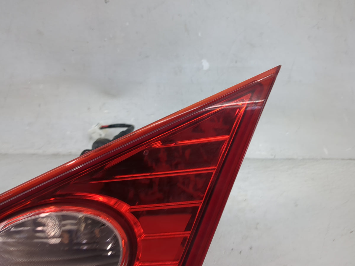2009-2010 Nissan Murano Passenger Right Side Deck Lid Mounted Tail Light 1512066 - Oemusedautoparts1.com