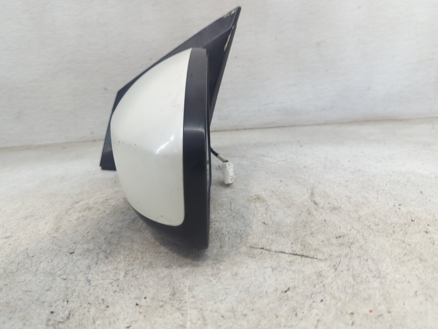 2009-2014 Nissan Murano Driver Side View Mirror - Left Door Mirror OEM Used - Oemusedautoparts1.com