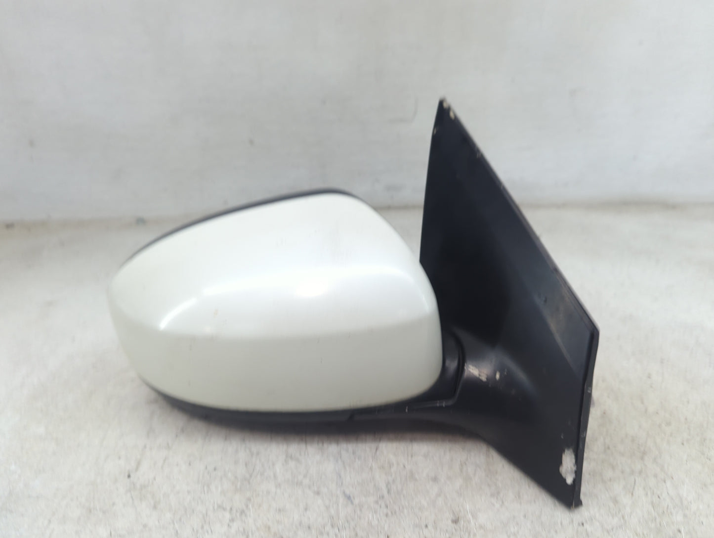 2009-2014 Nissan Murano Passenger Side View Mirror - Right Door Mirror OEM Used - Oemusedautoparts1.com
