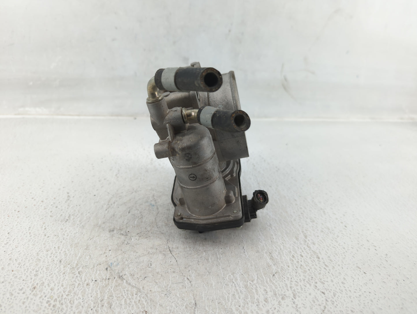 2009-2014 Nissan Murano Throttle Body P/N:RME70-11 Fits Fits 2007 2008 2009 2010 2011 2012 2013 2014 OEM Used Auto Parts - O