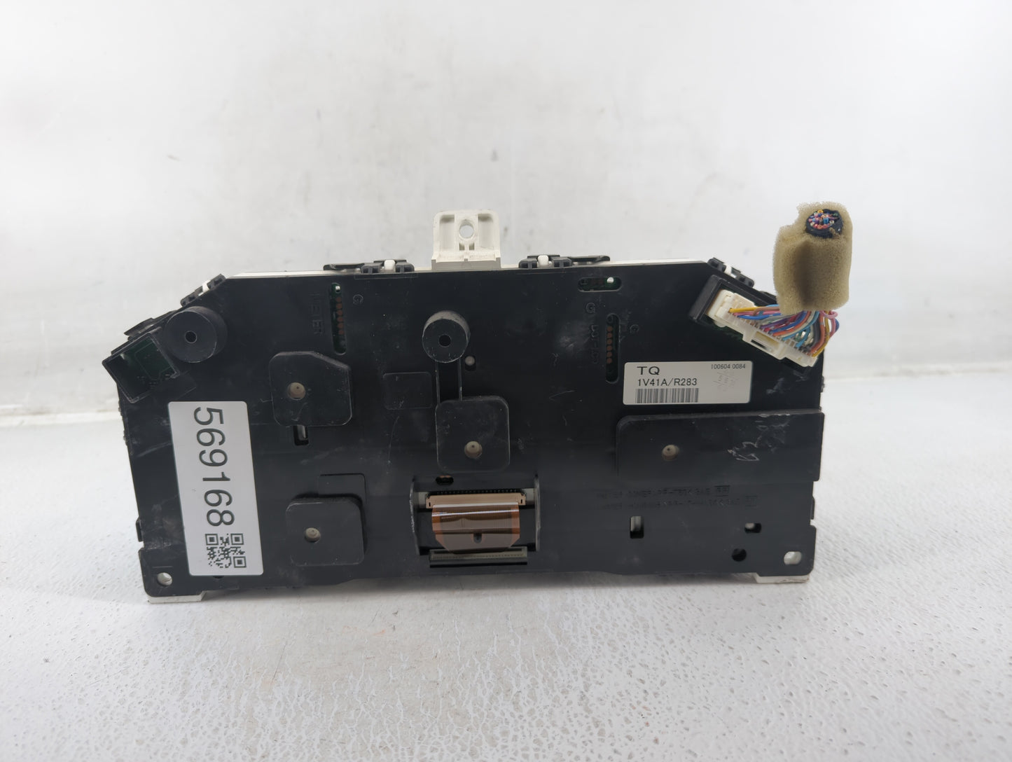 2010 Nissan Murano Instrument Cluster Speedometer Gauges P/N:1V41A 100604 0084 Fits OEM Used Auto Parts - Oemusedautoparts1.