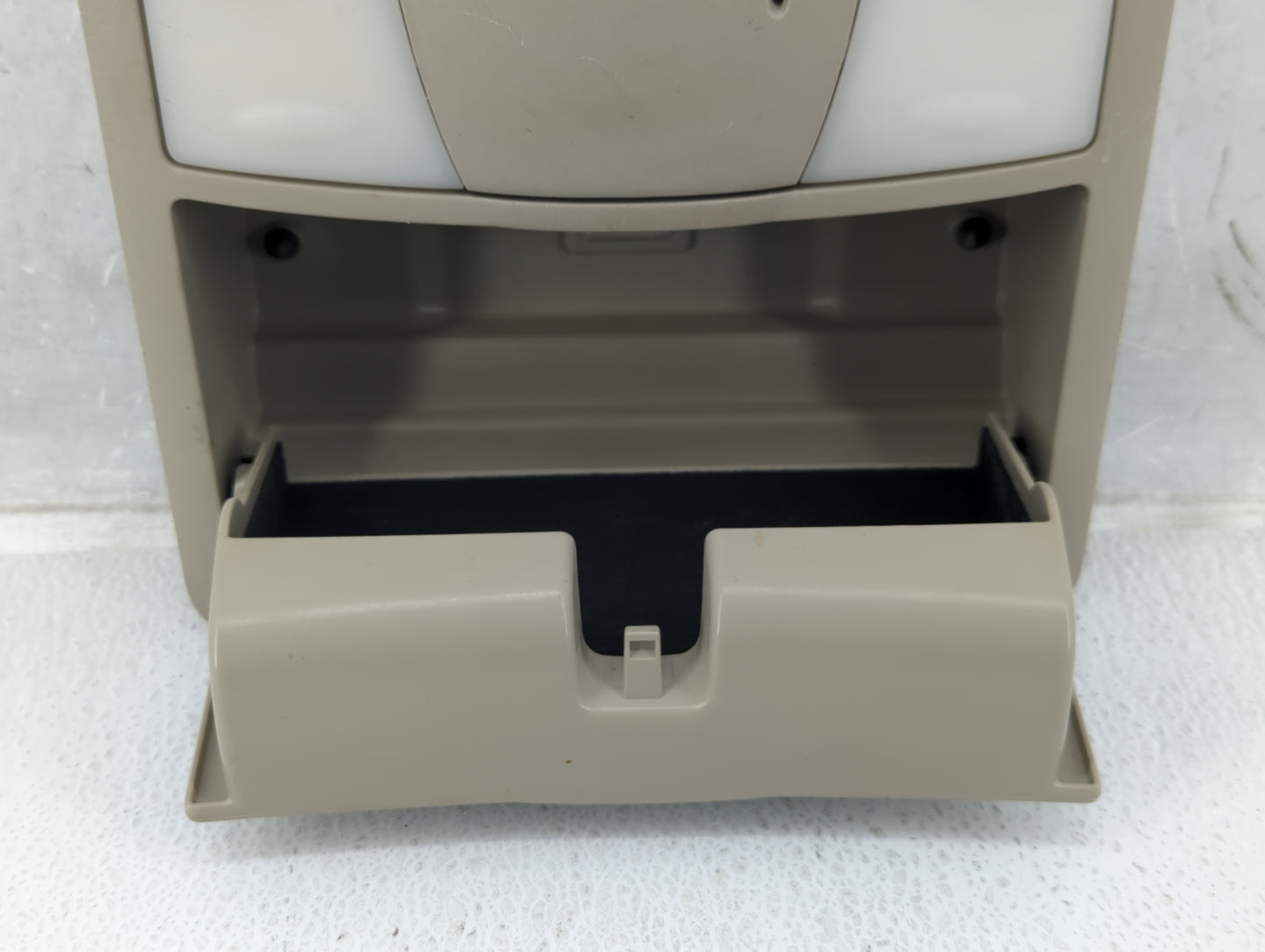 2009-2013 Nissan Murano Overhead Roof Console Interior Dome Light - Oemusedautoparts1.com