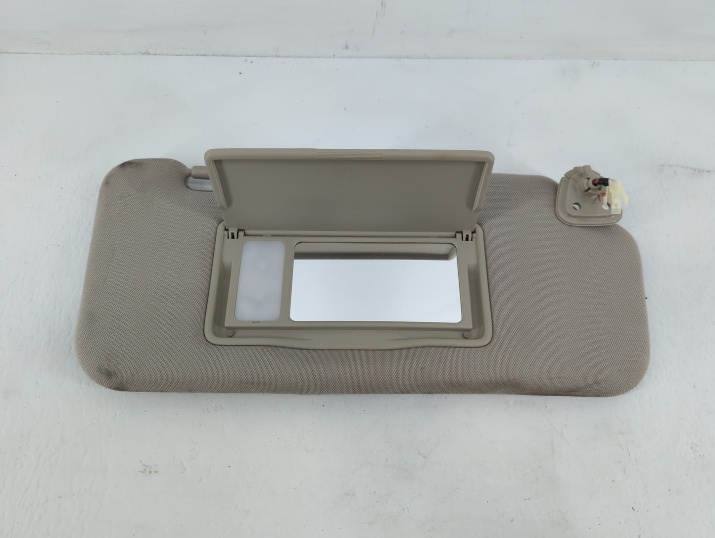 2009-2014 Nissan Murano Sun Visor Shade Replacement Passenger Right Mirror Fits Fits 2009 2010 2011 2012 2013 2014 OEM Used 