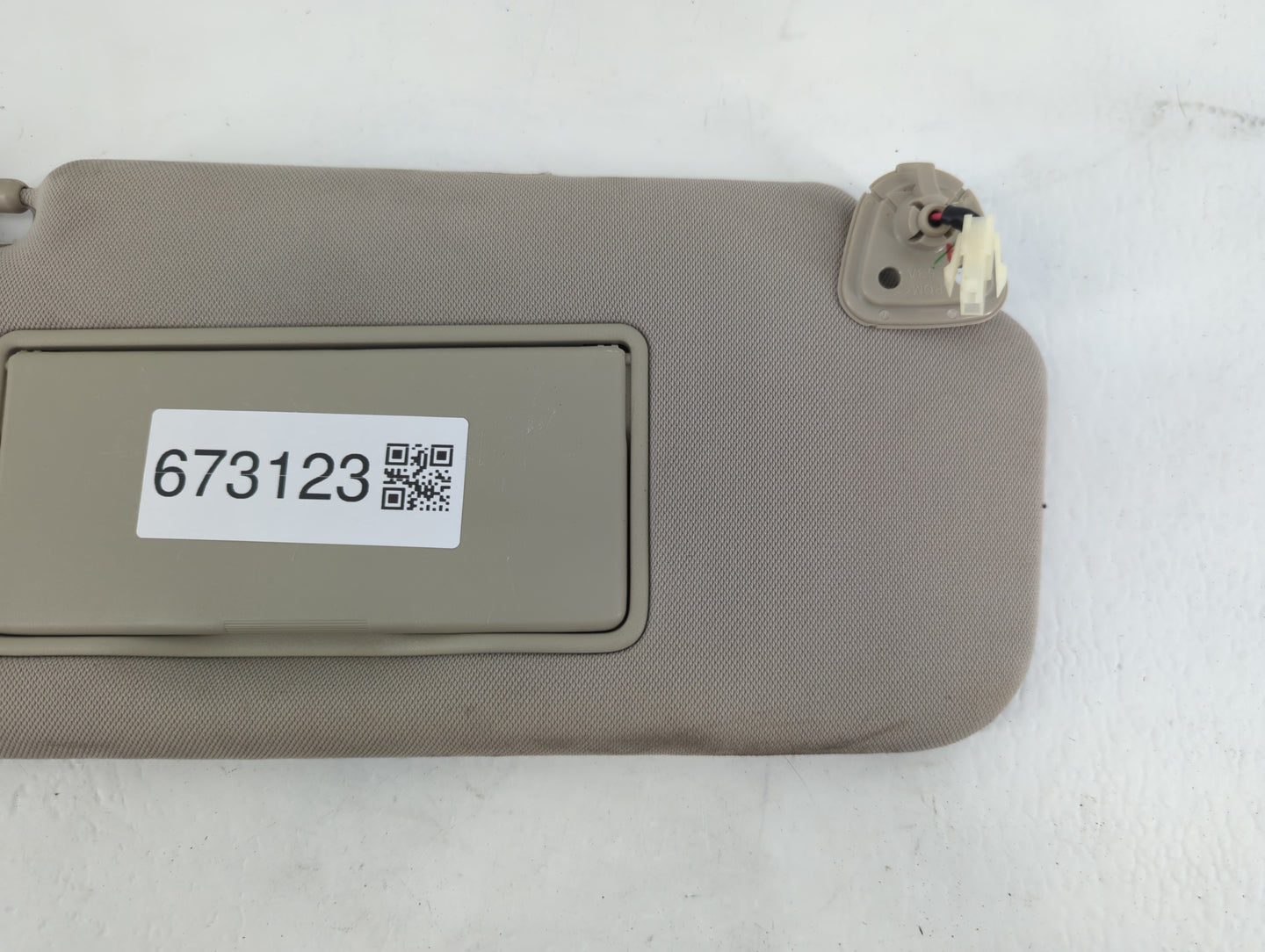 2009-2014 Nissan Murano Sun Visor Shade Replacement Passenger Right Mirror Fits Fits 2009 2010 2011 2012 2013 2014 OEM Used 