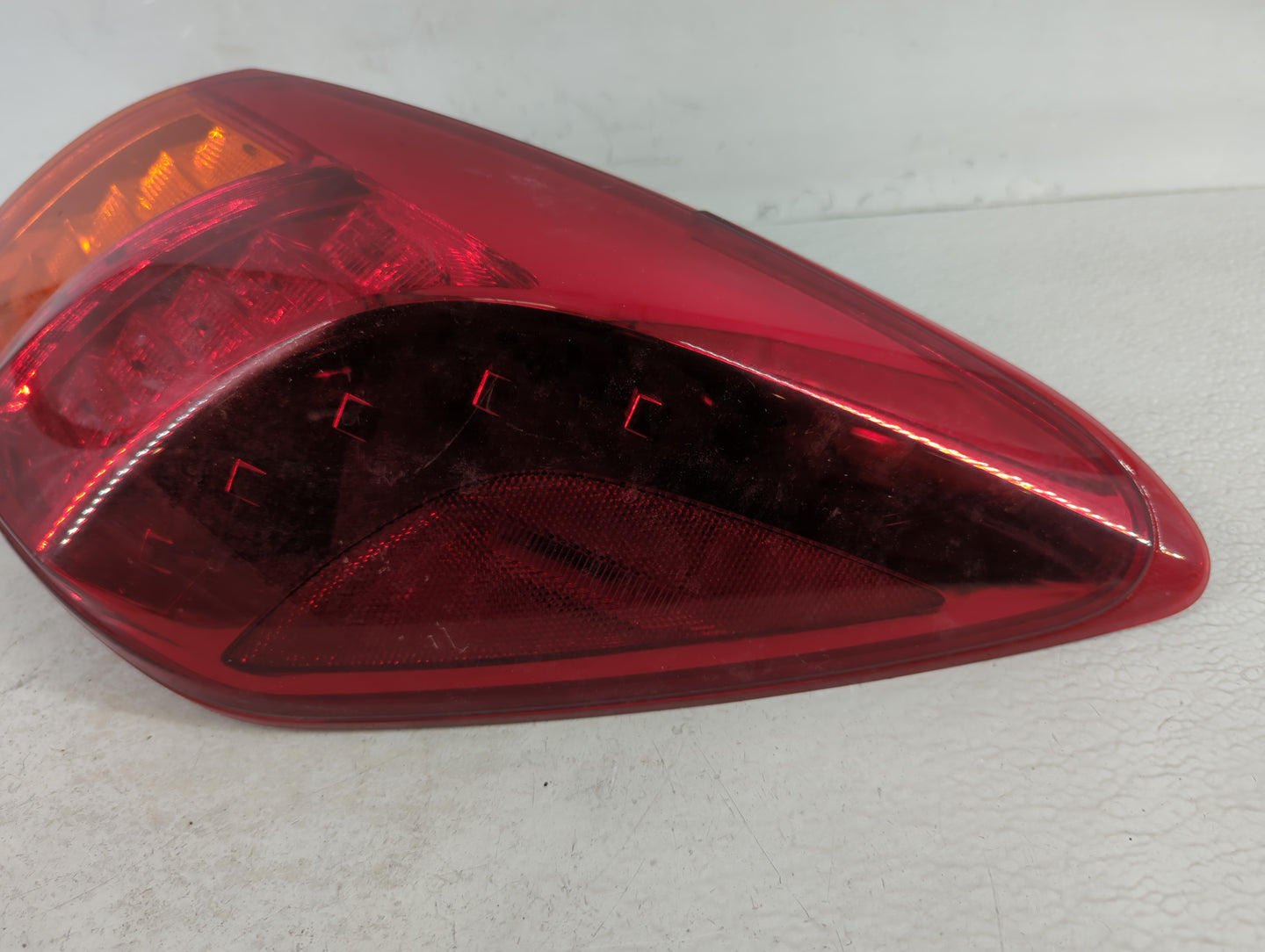 2009-2010 Nissan Murano Tail Light Assembly Passenger Right OEM Fits Fits 2009 2010 OEM Used Auto Parts - Oemusedautoparts1.