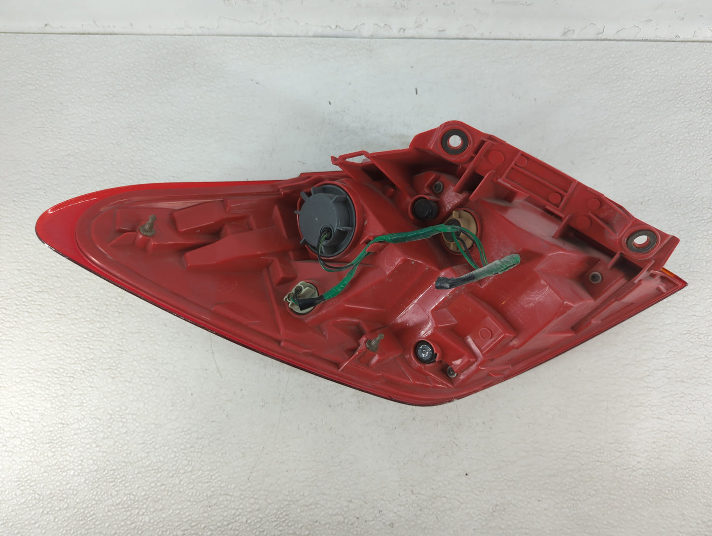 2009-2010 Nissan Murano Tail Light Assembly Passenger Right OEM Fits Fits 2009 2010 OEM Used Auto Parts - Oemusedautoparts1.