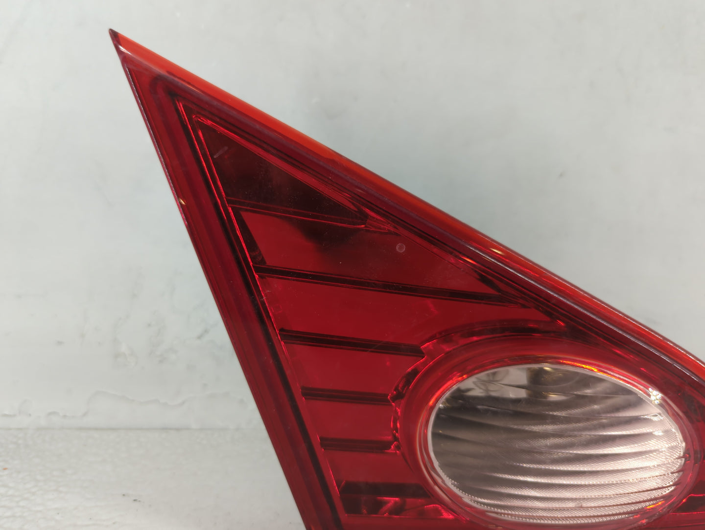 2009-2010 Nissan Murano Tail Light Assembly Driver Left OEM Fits Fits 2009 2010 OEM Used Auto Parts - Oemusedautoparts1.com