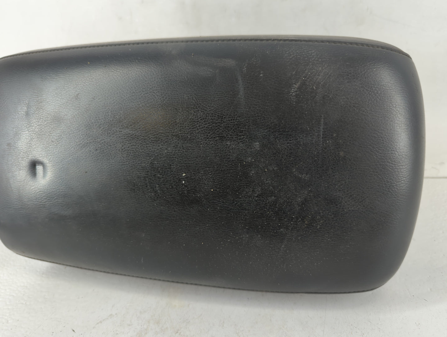2010 Nissan Murano Center Console Armrest Cover Lid Fits OEM Used Auto Parts - Oemusedautoparts1.com