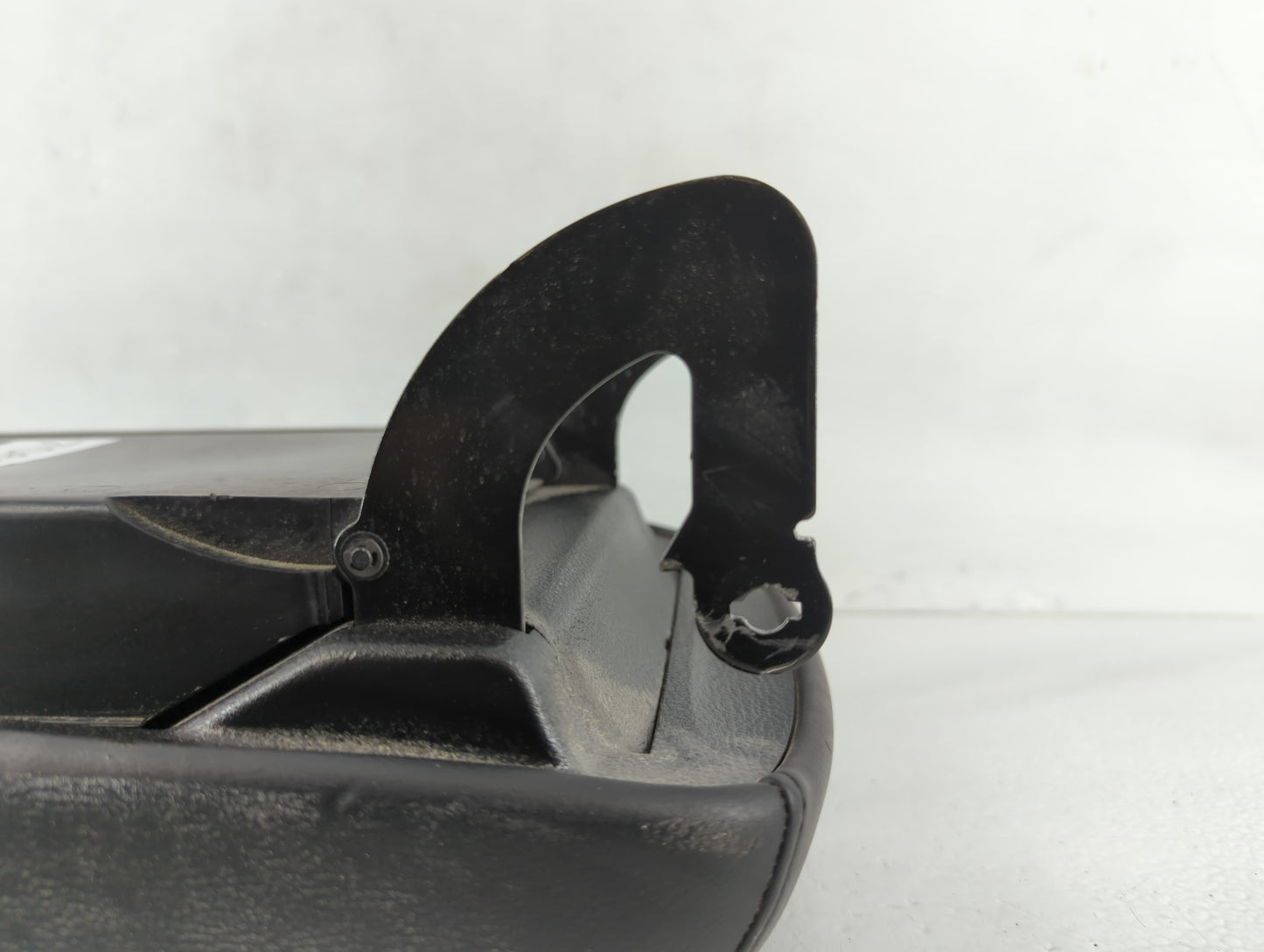 2010 Nissan Murano Center Console Armrest Cover Lid Fits OEM Used Auto Parts - Oemusedautoparts1.com