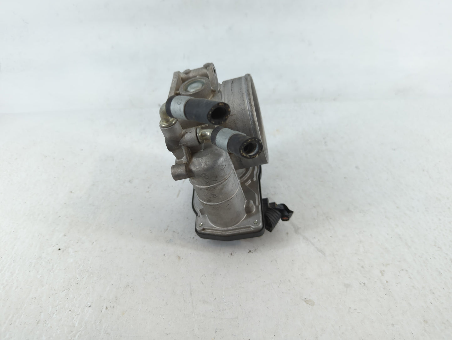 2009-2014 Nissan Murano Throttle Body P/N:RME70-11 0323H Fits Fits 2007 2008 2009 2010 2011 2012 2013 2014 OEM Used Auto Par