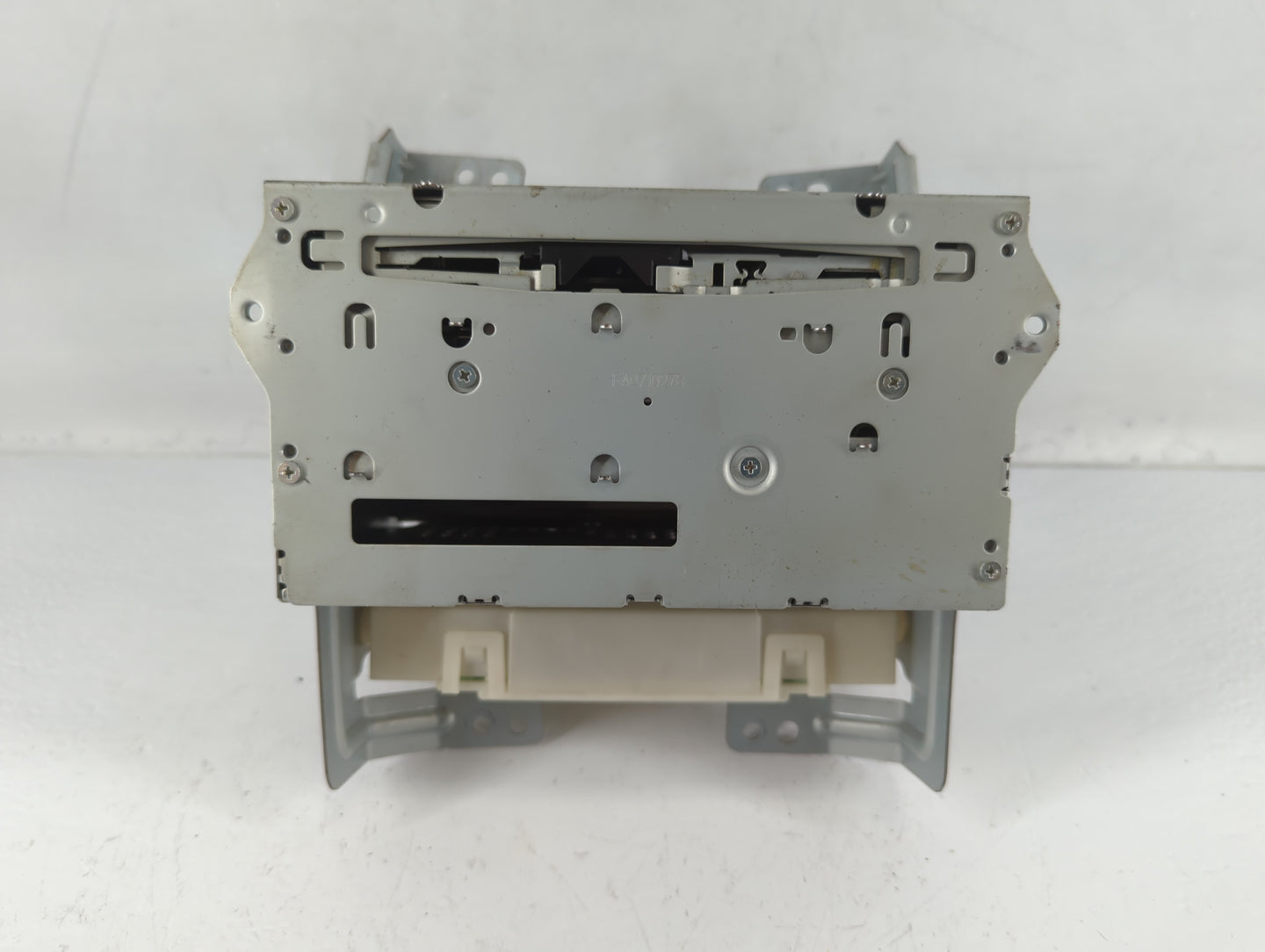 2009-2010 Nissan Murano Radio AM FM Cd Player Receiver Replacement P/N:25915 1AA1A Fits Fits 2009 2010 OEM Used Auto Parts -