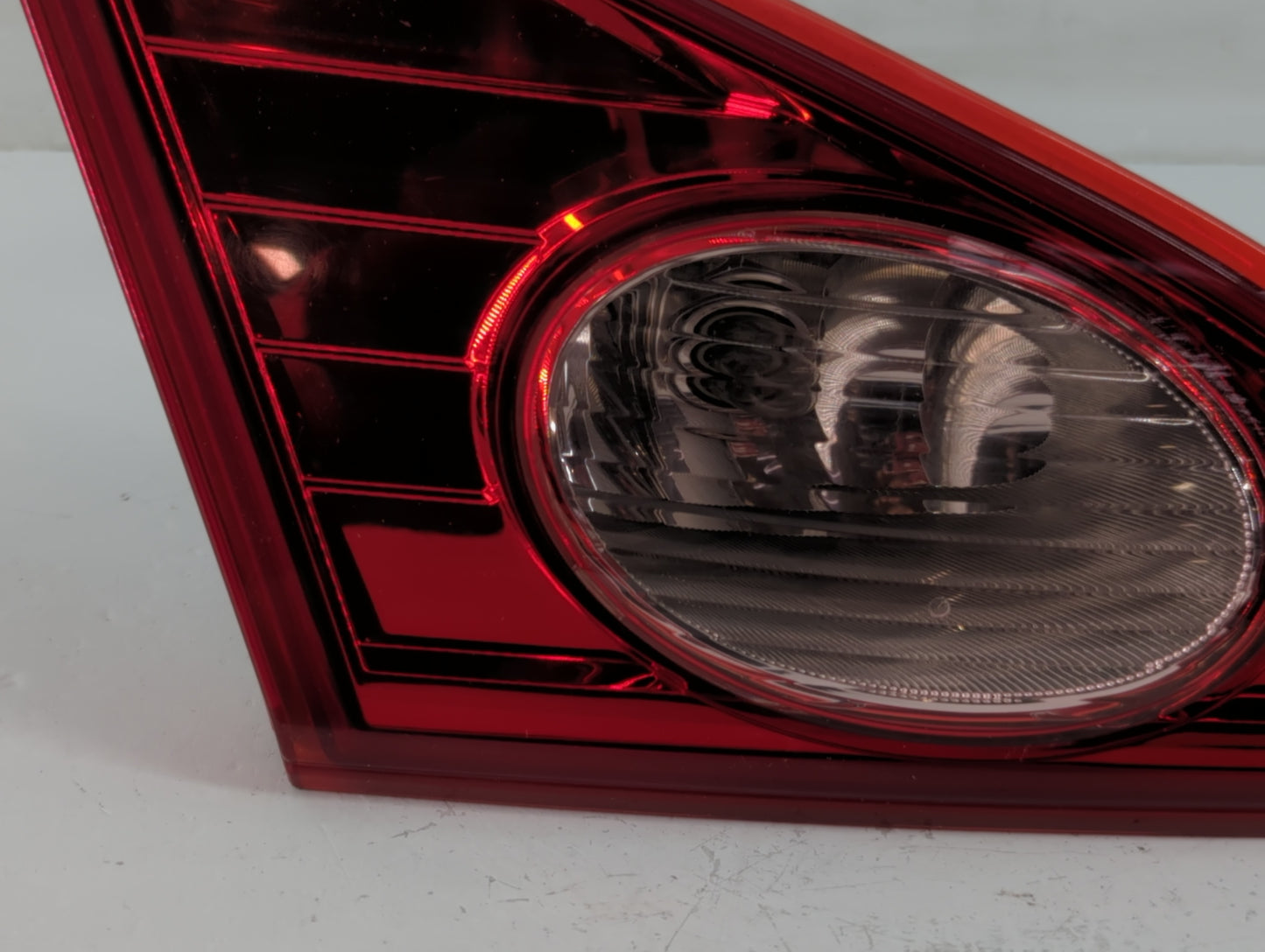 2009-2010 Nissan Murano Tail Light Assembly Driver Left OEM P/N:C78 12V Fits Fits 2009 2010 OEM Used Auto Parts - Oemusedaut