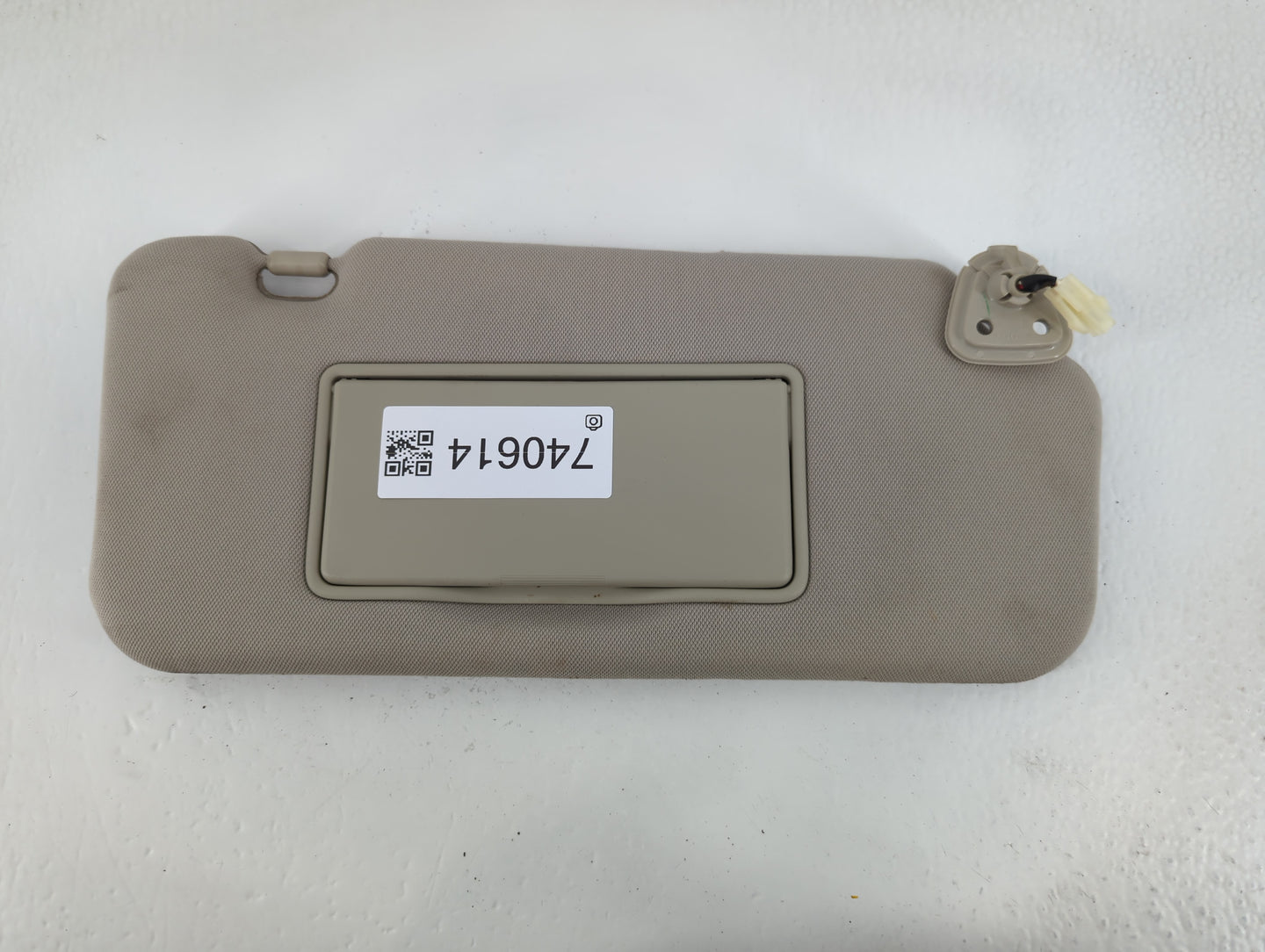 2009-2014 Nissan Murano Sun Visor Shade Replacement Passenger Right Mirror Fits Fits 2009 2010 2011 2012 2013 2014 OEM Used 