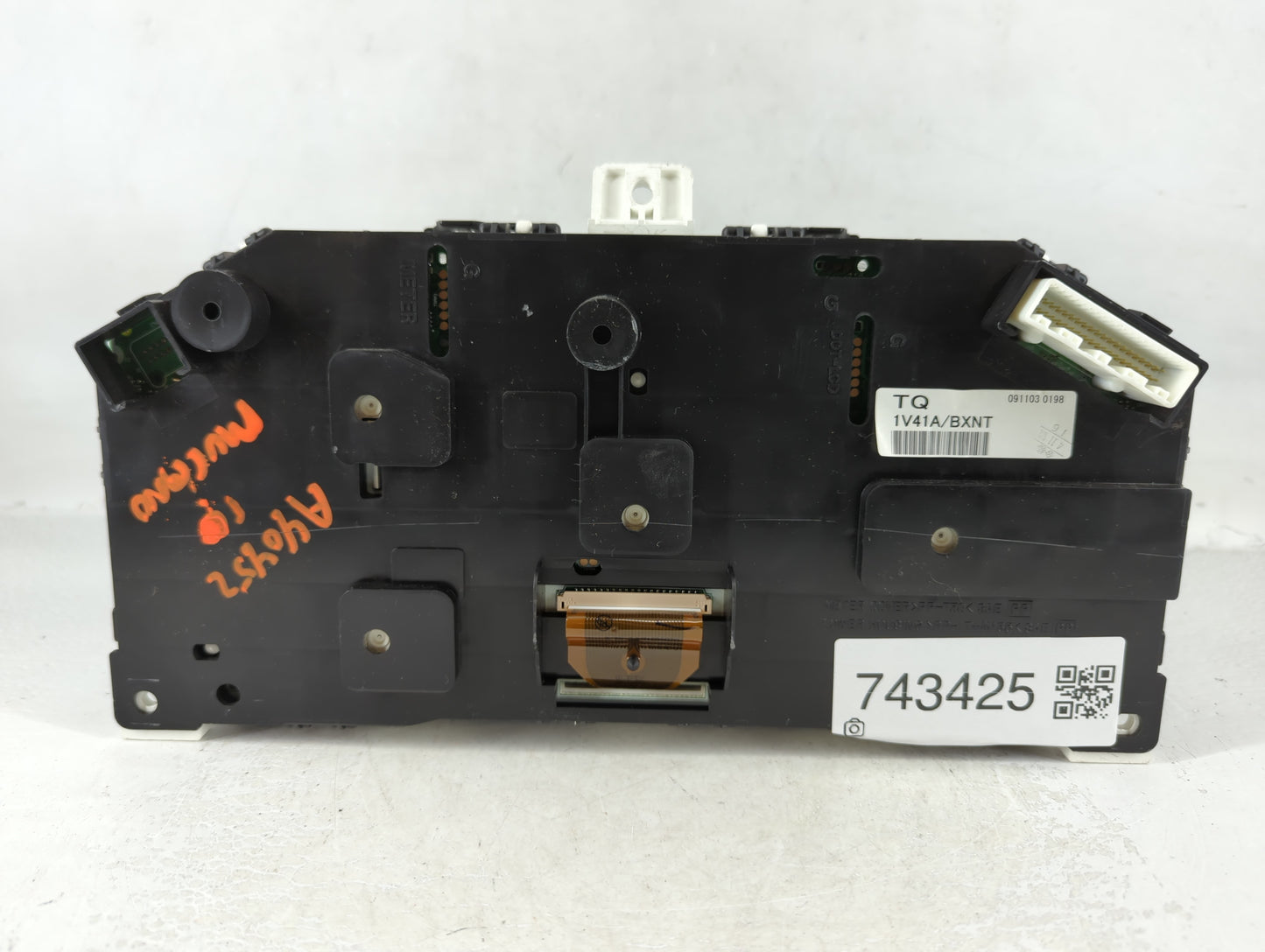 2010 Nissan Murano Instrument Cluster Speedometer Gauges P/N:BXNT 1V41A, 0911030198 Fits OEM Used Auto Parts - Oemusedautopa