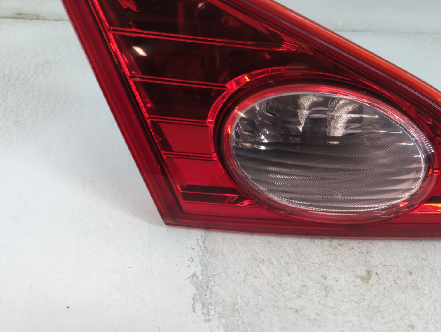 2009-2010 Nissan Murano Tail Light Assembly Driver Left OEM Fits Fits 2009 2010 OEM Used Auto Parts - Oemusedautoparts1.com
