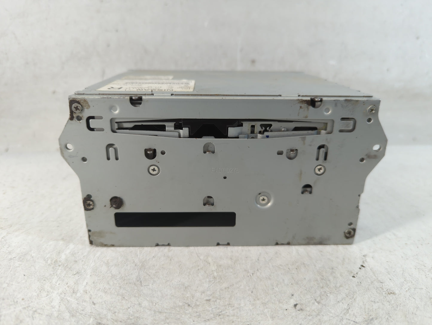 2009-2010 Nissan Murano Radio AM FM Cd Player Receiver Replacement P/N:25915 1AA1A Fits Fits 2009 2010 OEM Used Auto Parts -