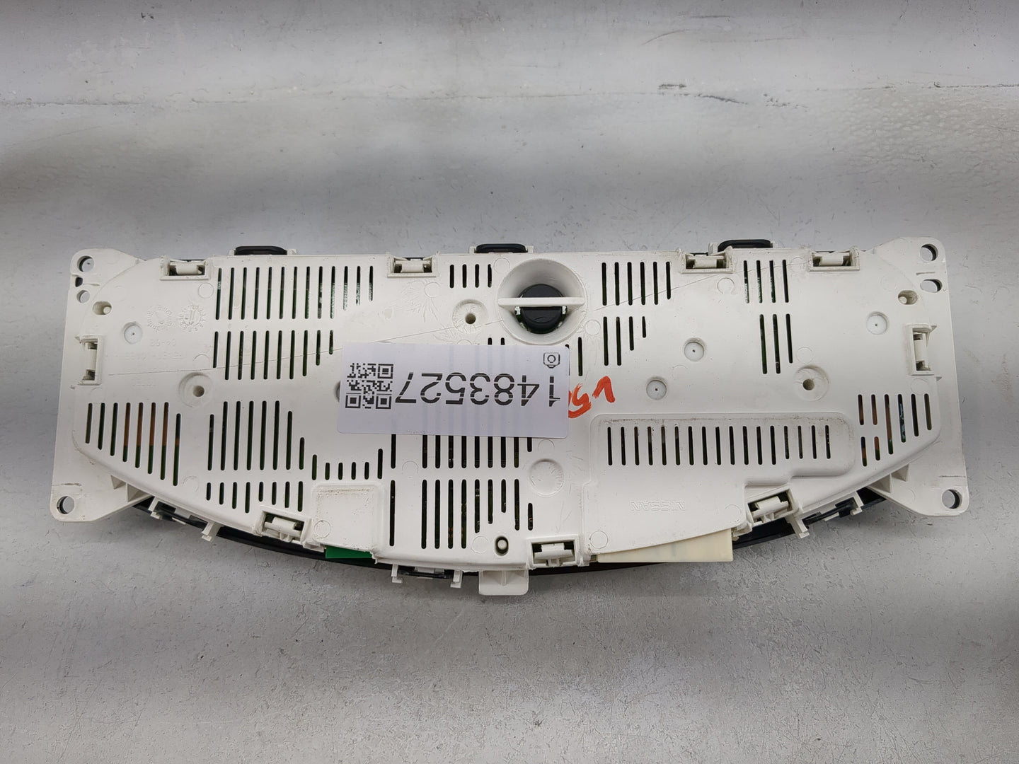 2010 Nissan Pathfinder Instrument Cluster Speedometer Gauges P/N:24820 ZL99A Miles: Fits OEM Used Auto Parts - Oemusedautopa