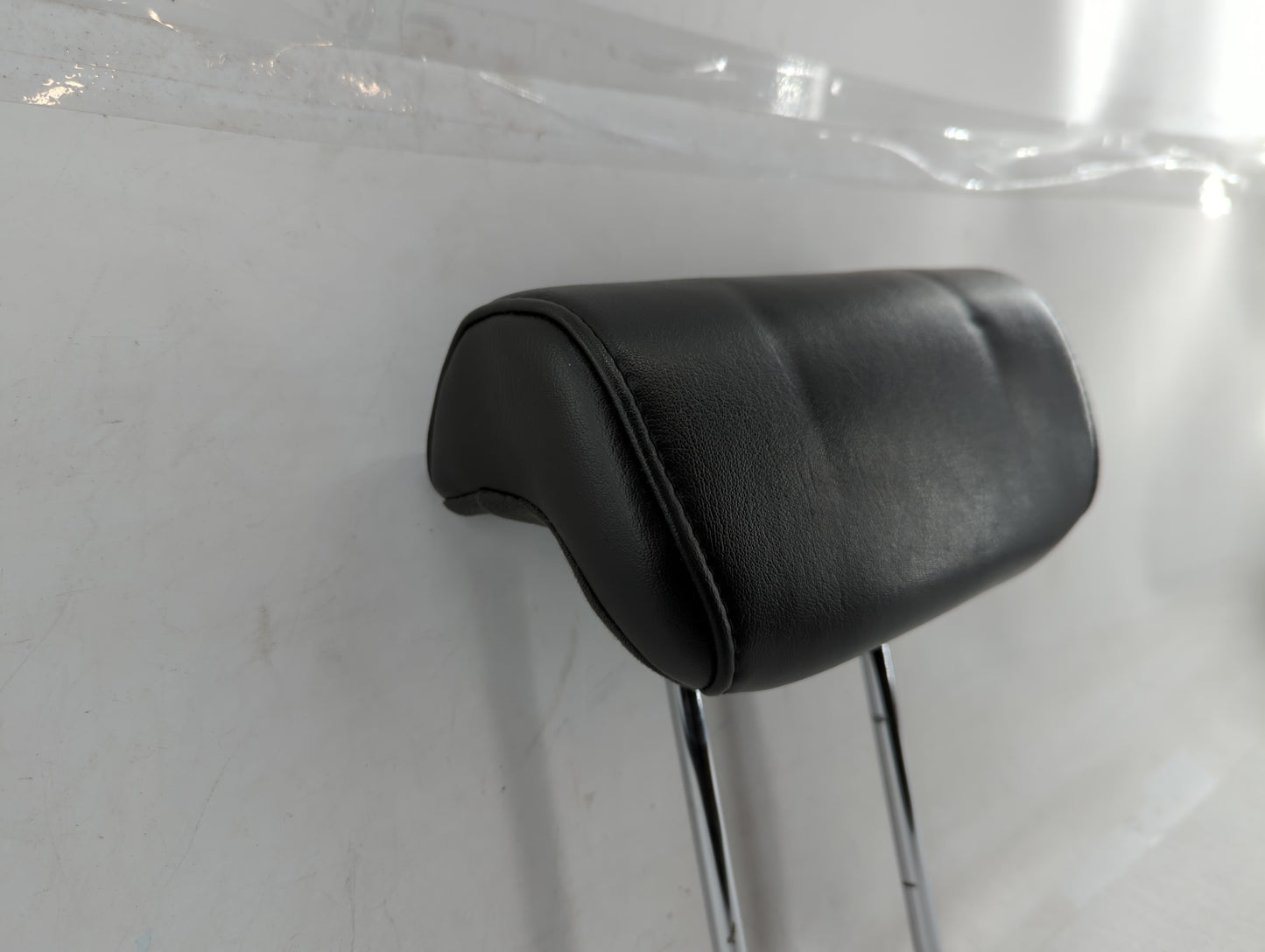 2010 Nissan Pathfinder Headrest Head Rest Rear Center Seat Fits OEM Used Auto Parts - Oemusedautoparts1.com