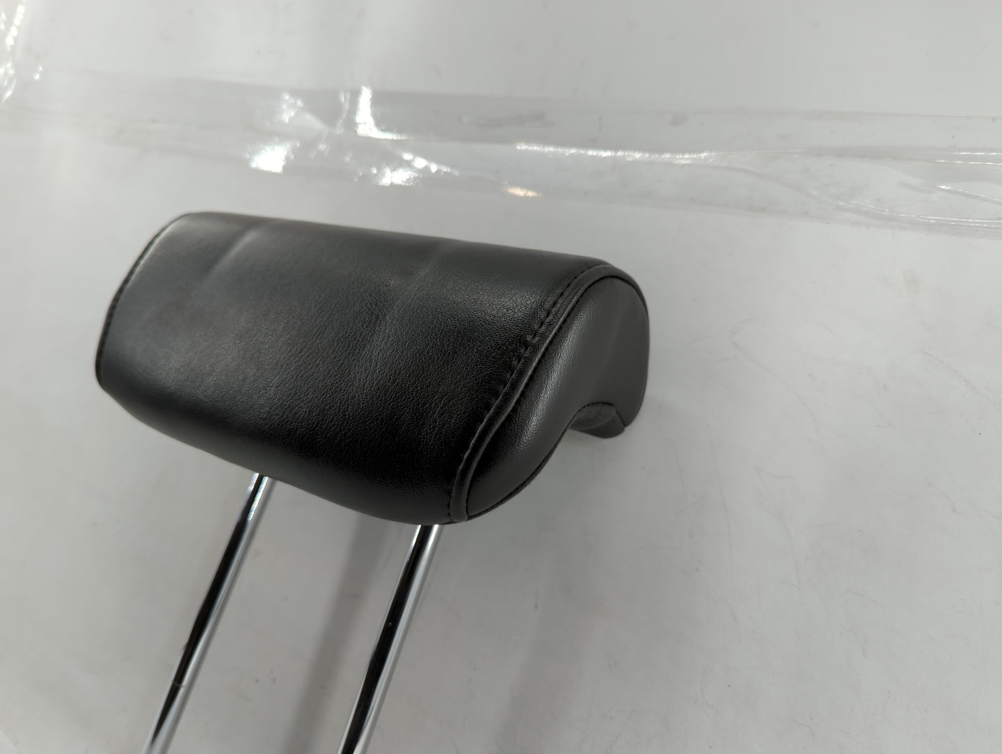 2010 Nissan Pathfinder Headrest Head Rest Rear Center Seat Fits OEM Used Auto Parts - Oemusedautoparts1.com