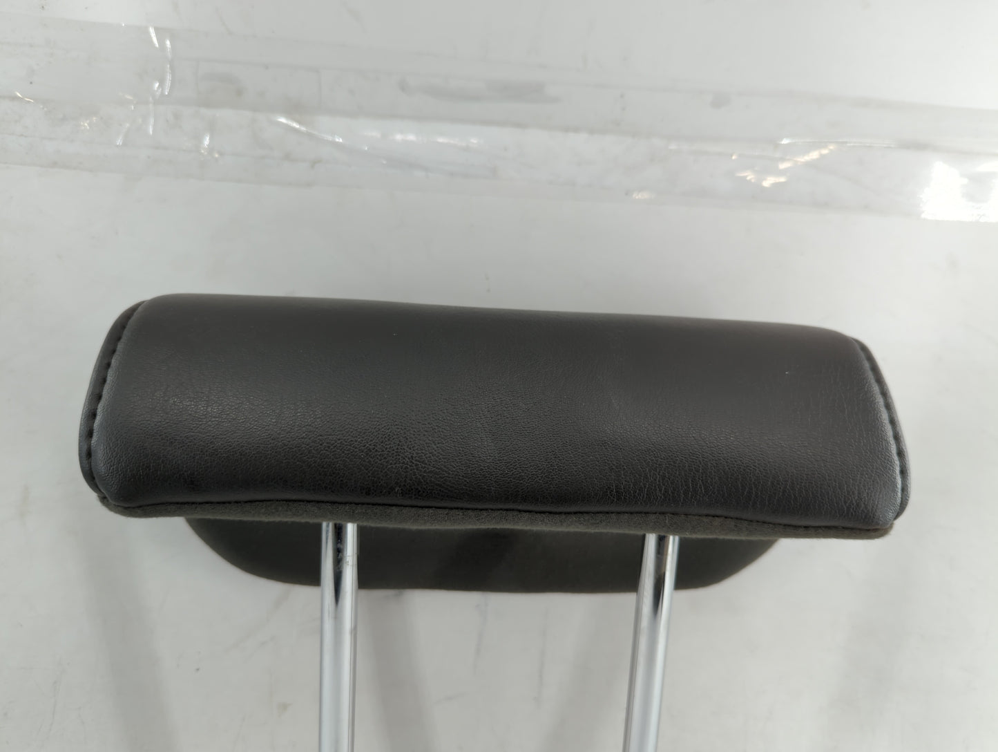 2010 Nissan Pathfinder Headrest Head Rest Rear Center Seat Fits OEM Used Auto Parts - Oemusedautoparts1.com