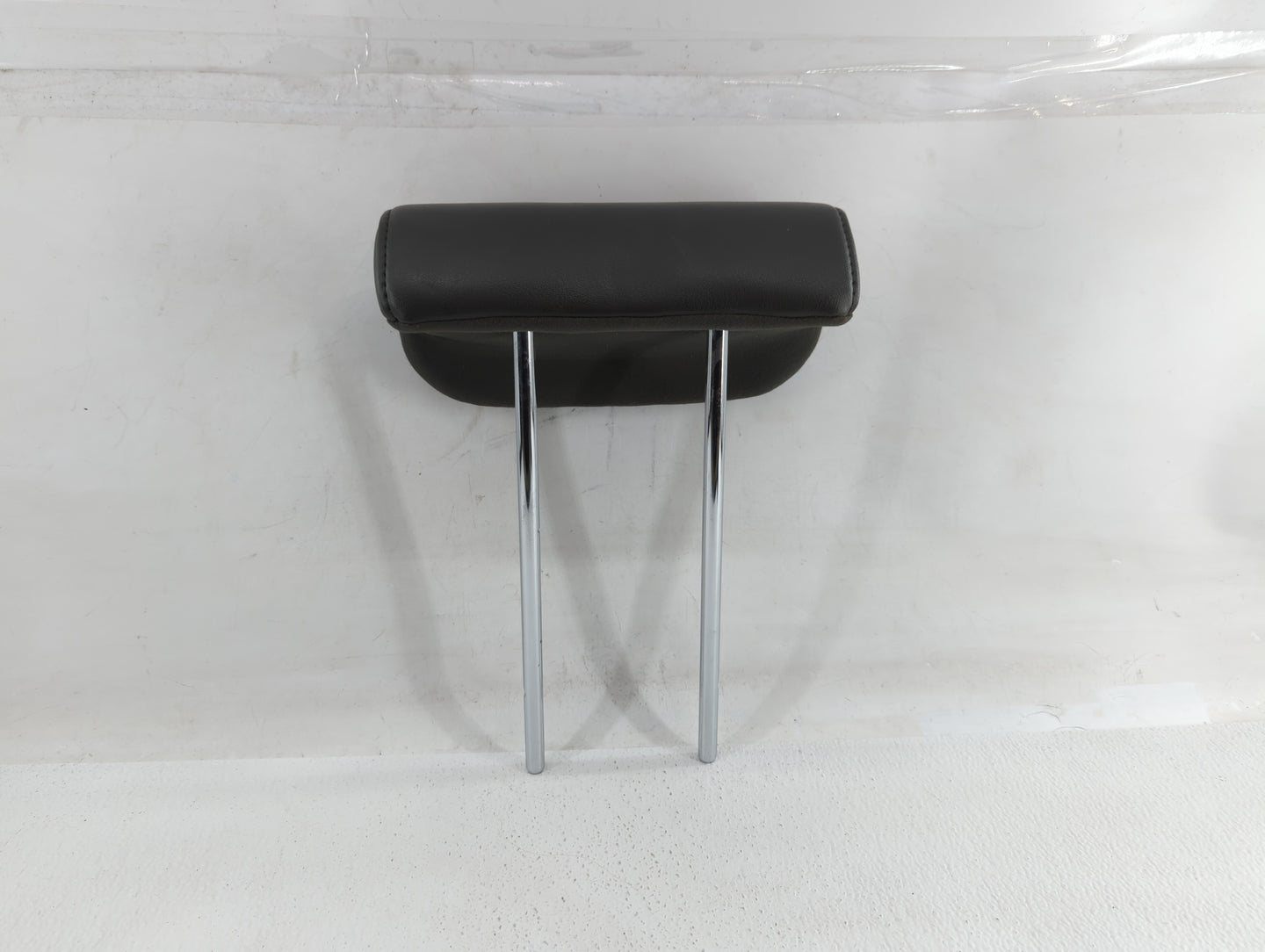 2010 Nissan Pathfinder Headrest Head Rest Rear Center Seat Fits OEM Used Auto Parts - Oemusedautoparts1.com