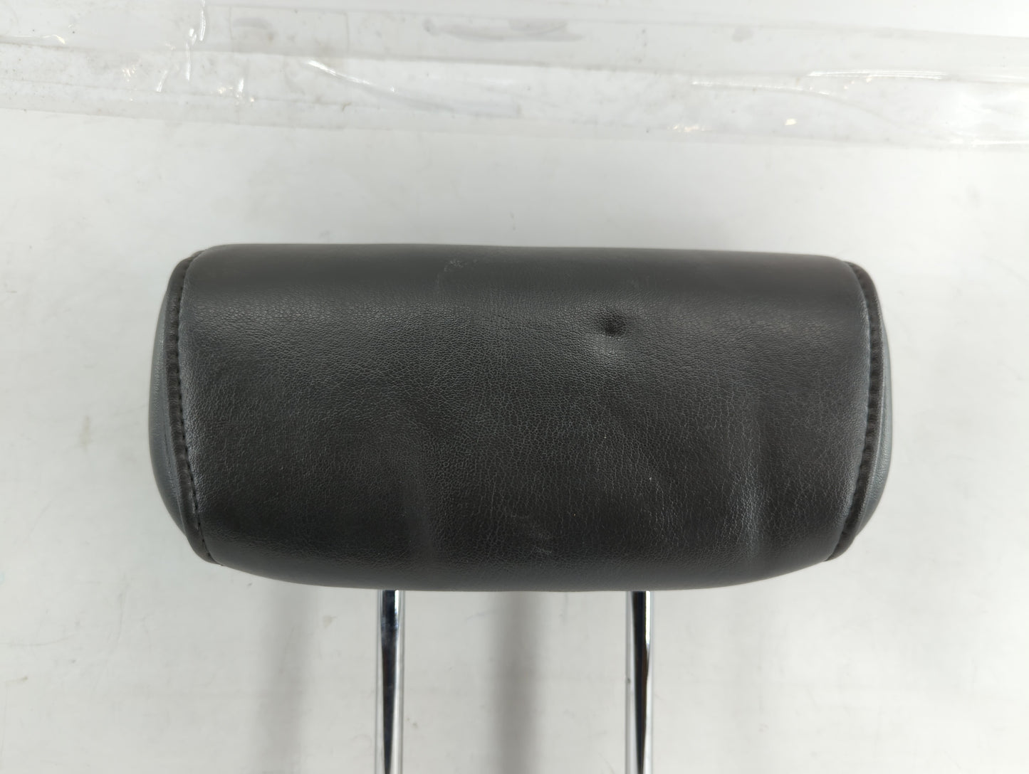 2010 Nissan Pathfinder Headrest Head Rest Rear Center Seat Fits OEM Used Auto Parts - Oemusedautoparts1.com