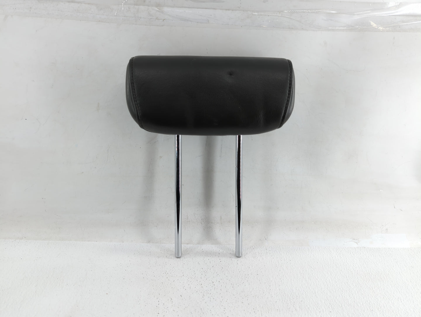 2010 Nissan Pathfinder Headrest Head Rest Rear Center Seat Fits OEM Used Auto Parts - Oemusedautoparts1.com