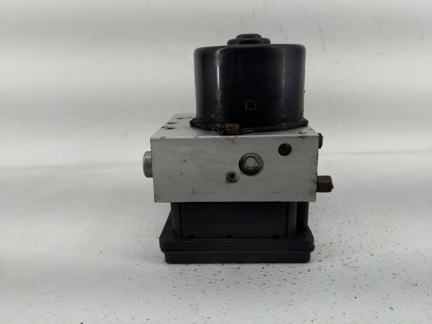 2010 Nissan Pickup ABS Pump Control Module Replacement P/N:47660- EA000 Fits Fits 2005 2006 2007 2008 2009 2011 OEM Used Aut