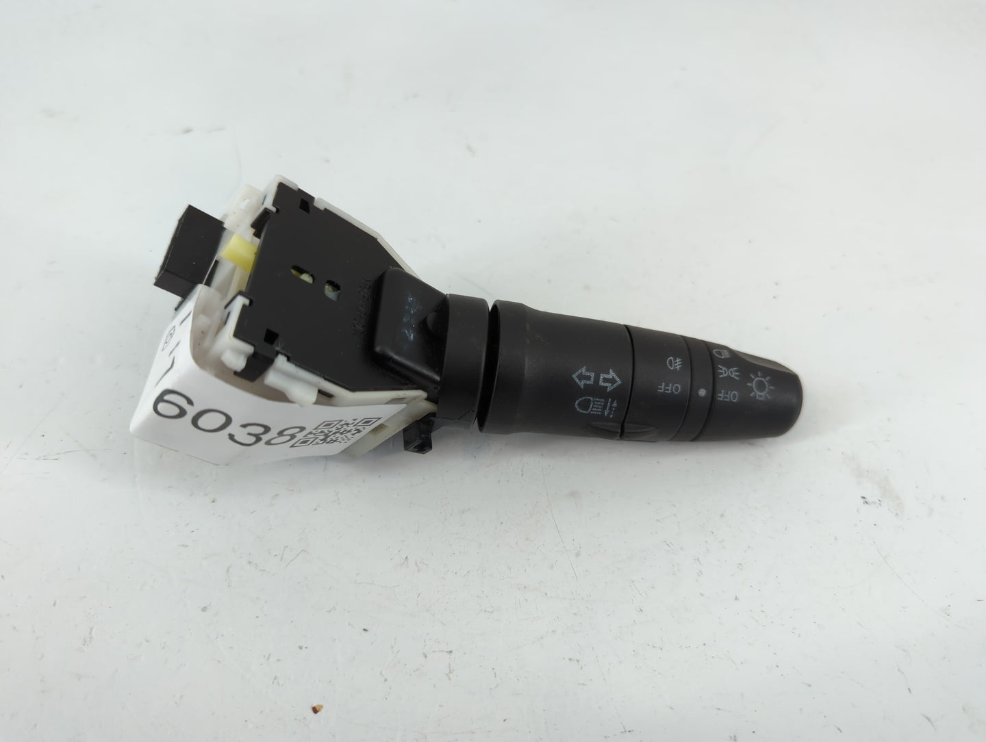 2010 Nissan Qashqai Switch Headlight Control Turn Niles - Oemusedautoparts1.com