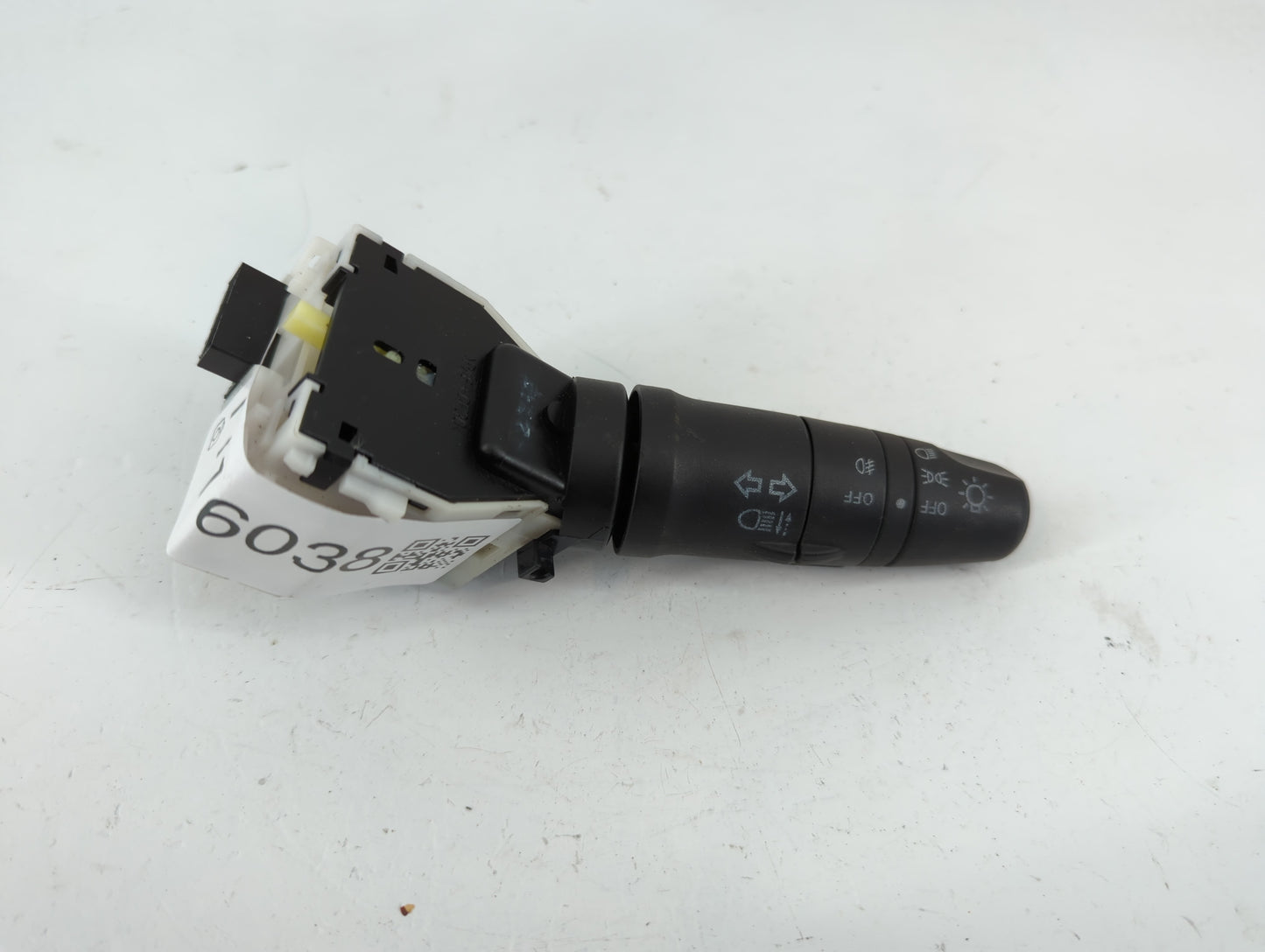 2010 Nissan Qashqai Switch Headlight Control Turn Niles - Oemusedautoparts1.com