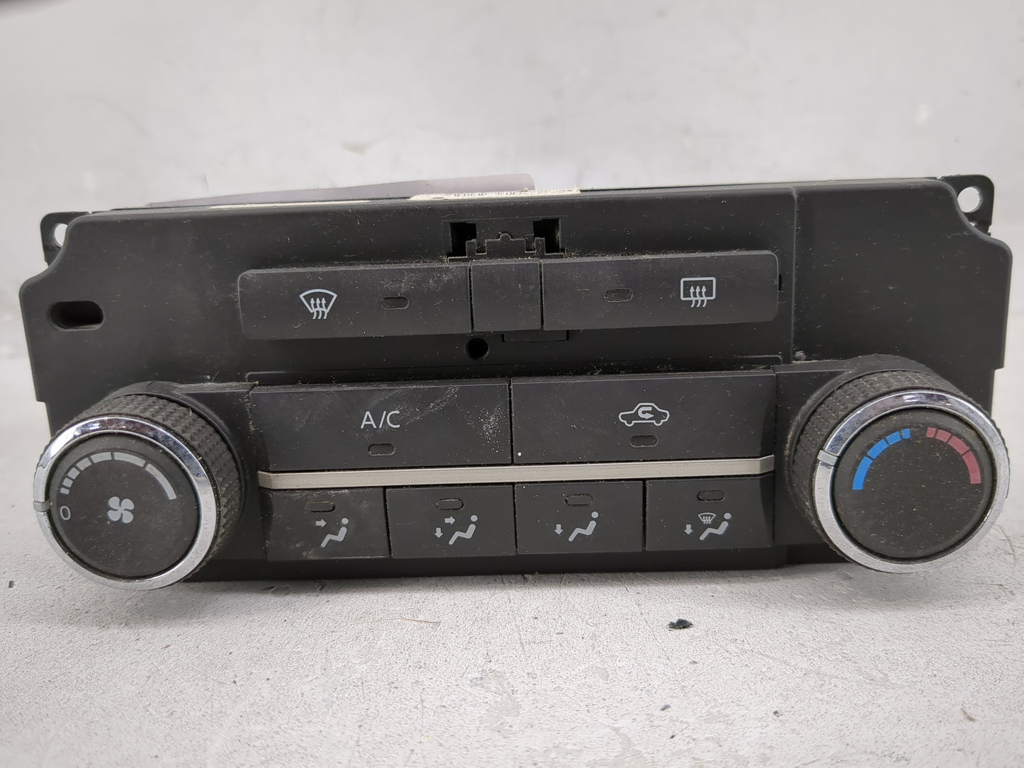 2010 Nissan Quest Climate Control Module Temperature AC/Heater Replacement Fits OEM Used Auto Parts - Oemusedautoparts1.com