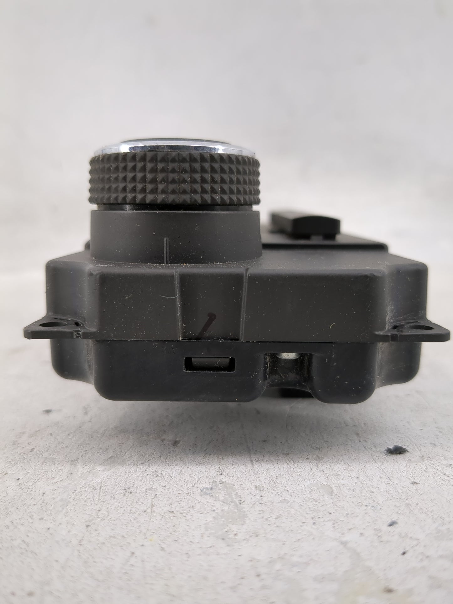 2010 Nissan Quest Climate Control Module Temperature AC/Heater Replacement Fits OEM Used Auto Parts - Oemusedautoparts1.com