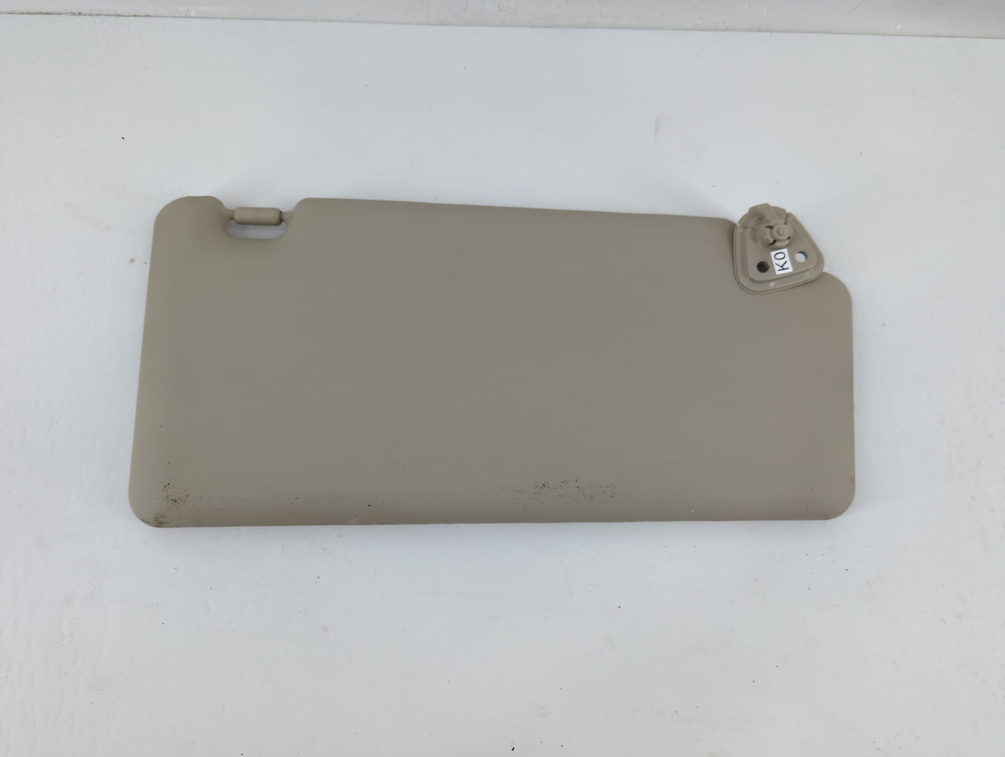 2008-2010 Nissan Rogue Sun Visor Shade Replacement Passenger Right Mirror Fits Fits 2008 2009 2010 OEM Used Auto Parts - Oem