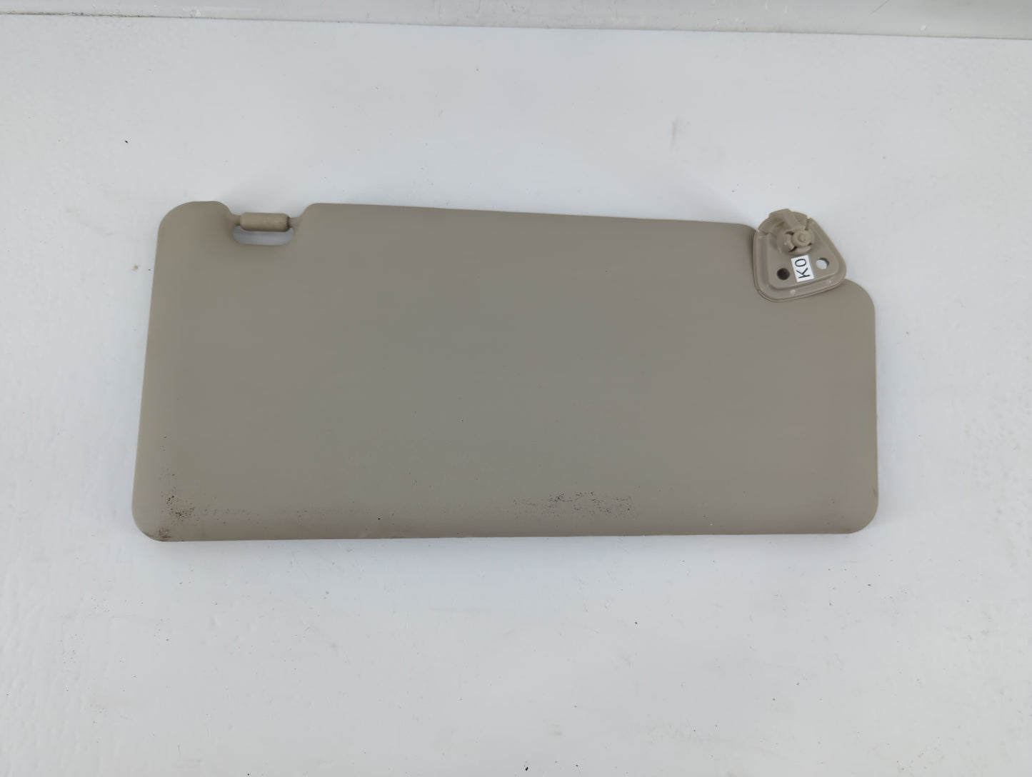 2008-2010 Nissan Rogue Sun Visor Shade Replacement Passenger Right Mirror Fits Fits 2008 2009 2010 OEM Used Auto Parts - Oem