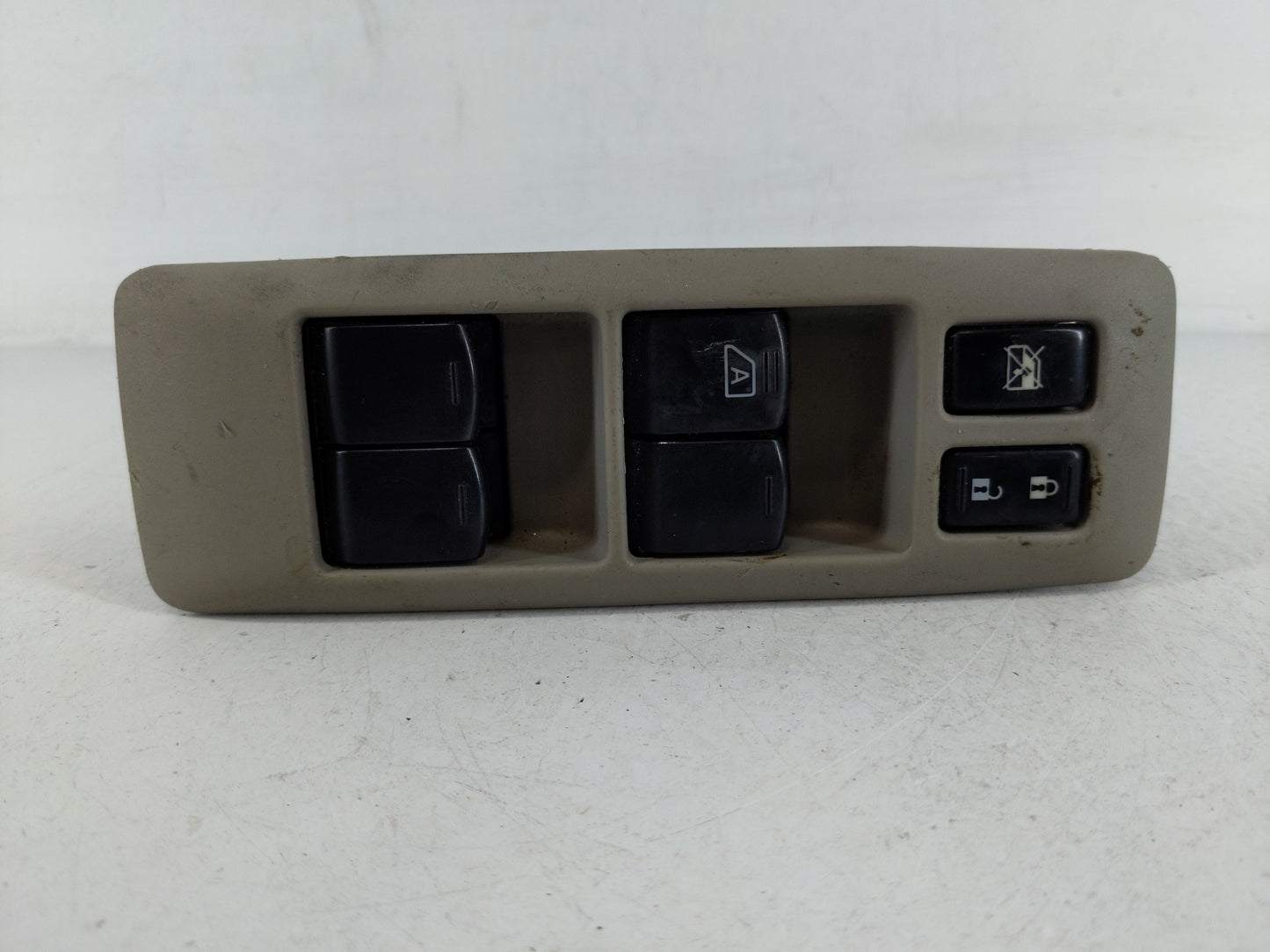 2008-2010 Nissan Rogue Master Power Window Switch Replacement Driver Side Left P/N:PA6-GF30 Fits Fits 2008 2009 2010 OEM Use