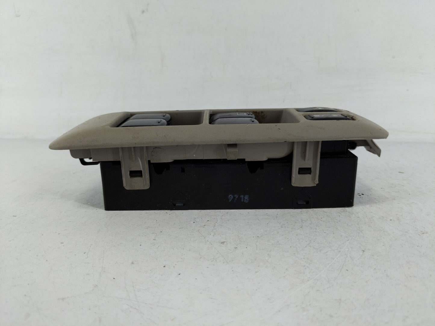 2008-2010 Nissan Rogue Master Power Window Switch Replacement Driver Side Left P/N:PA6-GF30 Fits Fits 2008 2009 2010 OEM Use