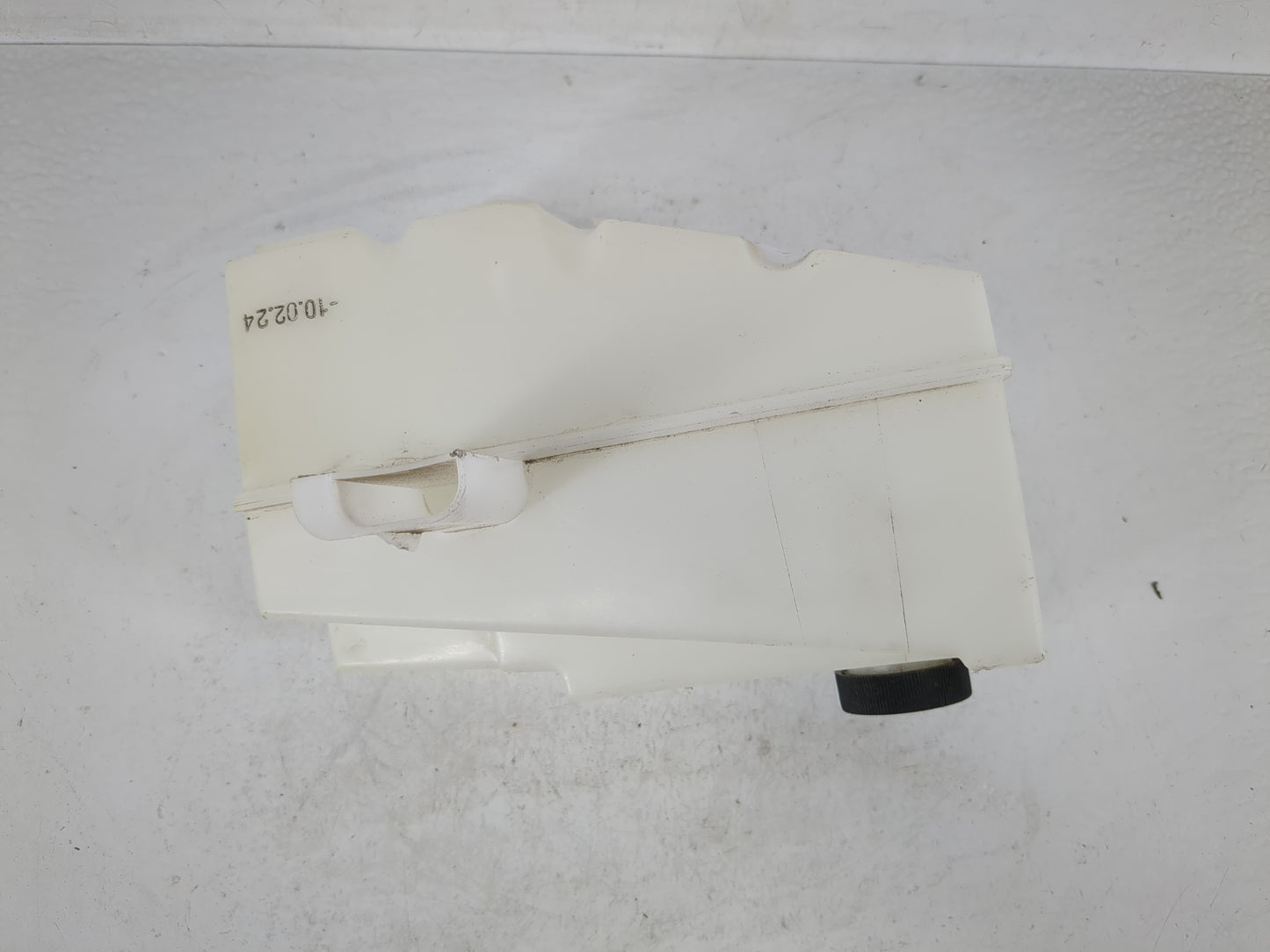 2008-2015 Nissan Rogue Radiator Coolant Overflow Expansion Tank Bottle - Oemusedautoparts1.com