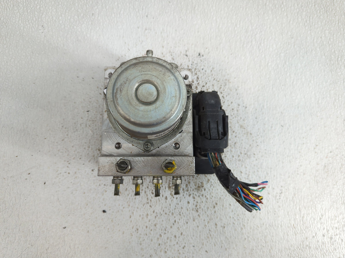 2010 Nissan Rogue Anti-Lock Brake ABS Pump Module Actuator OEM P/N:TD8405 Fits OEM Used Auto Parts - Oemusedautoparts1.com