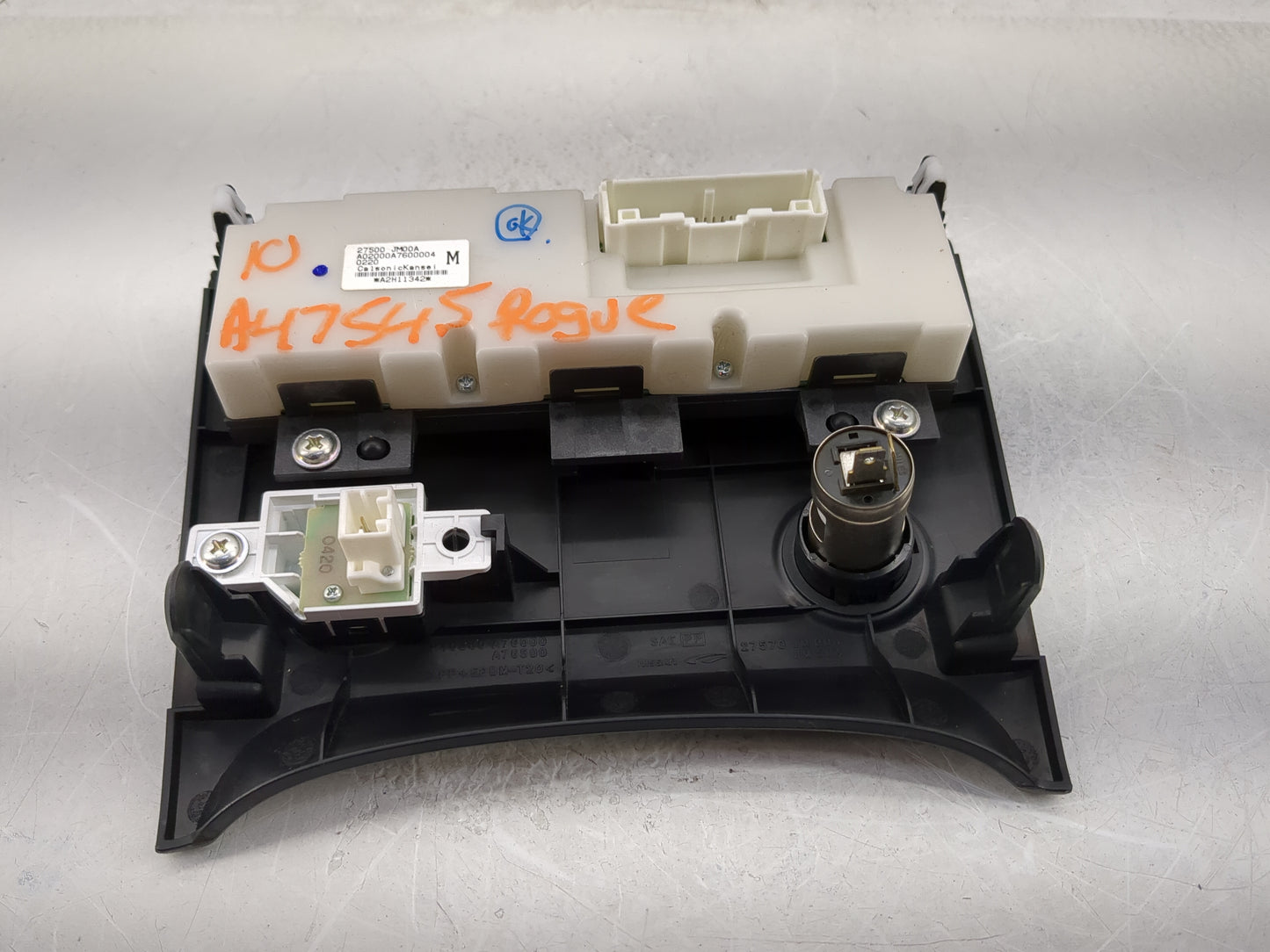 2008-2010 Nissan Rogue Climate Control Module Temperature AC/Heater Replacement P/N:27500JM00A Fits Fits 2008 2009 2010 OEM 
