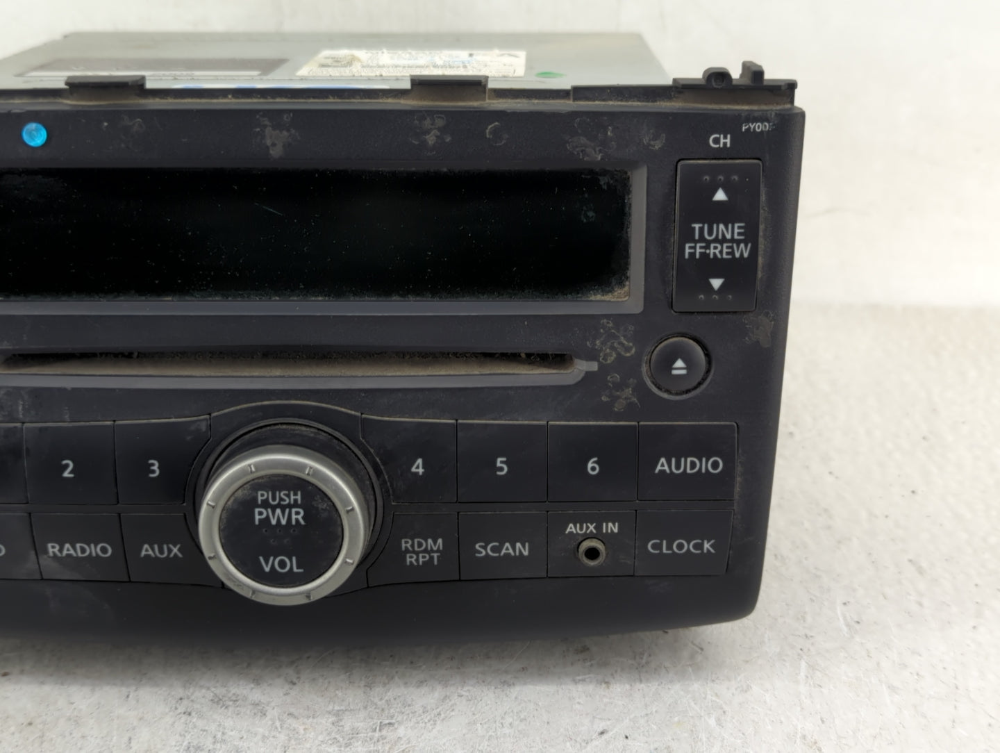 2009-2010 Nissan Rogue Radio AM FM Cd Player Receiver Replacement Fits Fits 2009 2010 OEM Used Auto Parts - Oemusedautoparts