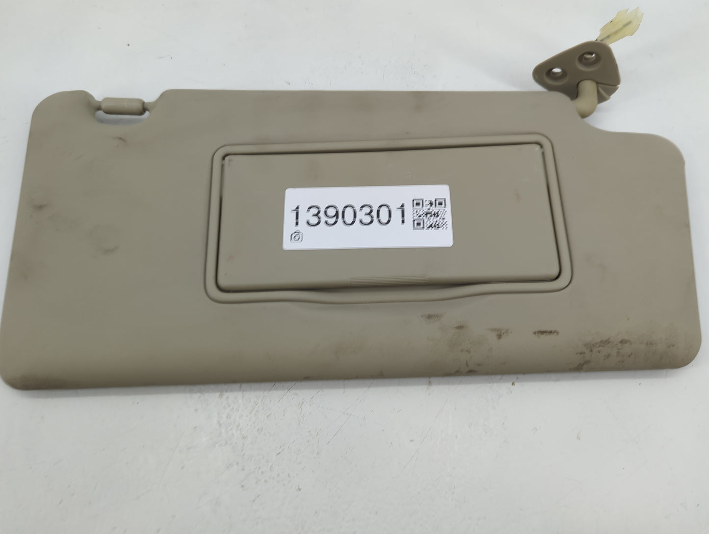 2008-2015 Nissan Rogue Sun Visor Shade Replacement Passenger Right Mirror Fits Fits 2008 2009 2010 2011 2012 2013 2014 2015 