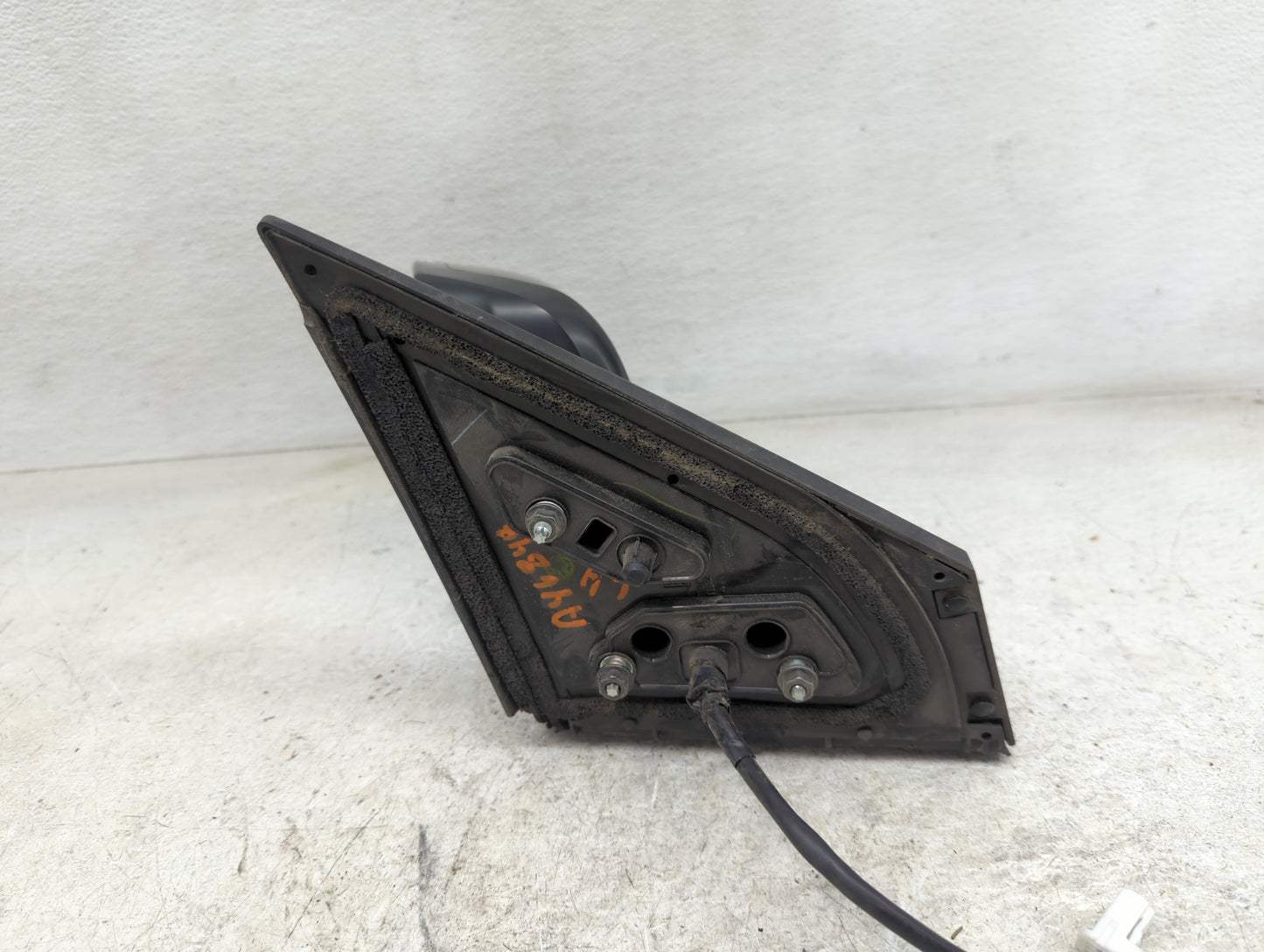 2010 Nissan Rogue Driver Side View Mirror - Left Door Mirror OEM Used - Oemusedautoparts1.com