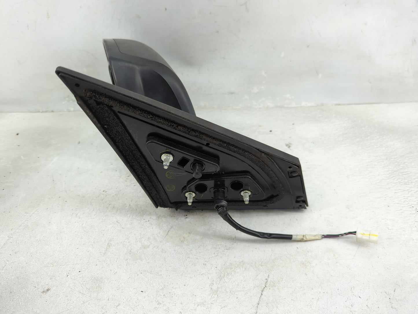 2008-2015 Nissan Rogue Driver Side View Mirror - Left Door Mirror OEM Used - Oemusedautoparts1.com