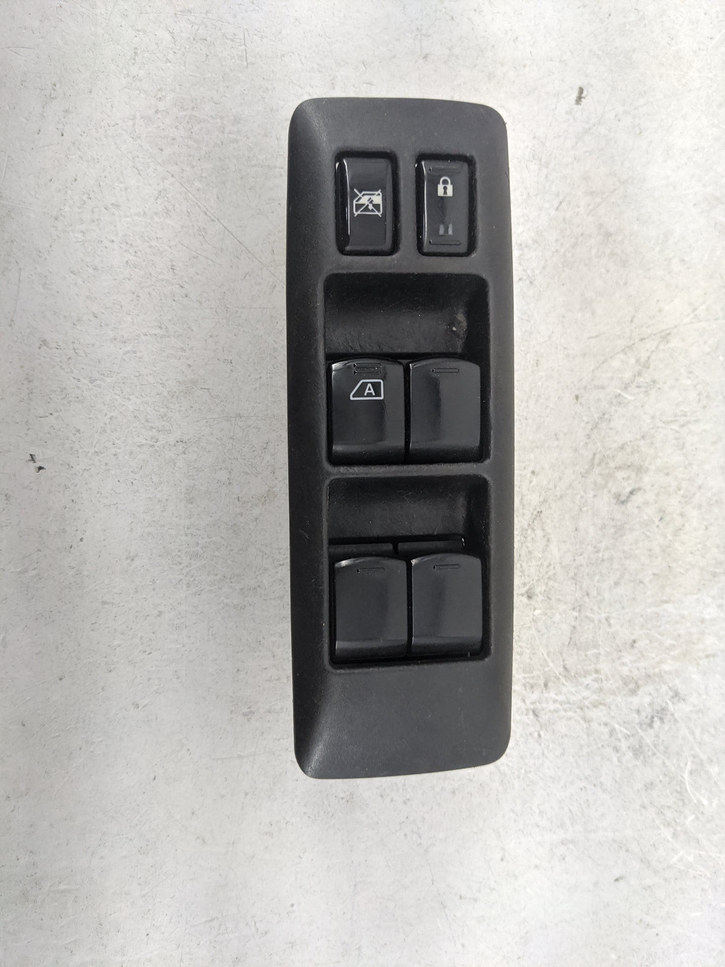 2008-2010 Nissan Rogue Master Power Window Switch Replacement Driver Side Left Fits Fits 2008 2009 2010 OEM Used Auto Parts 