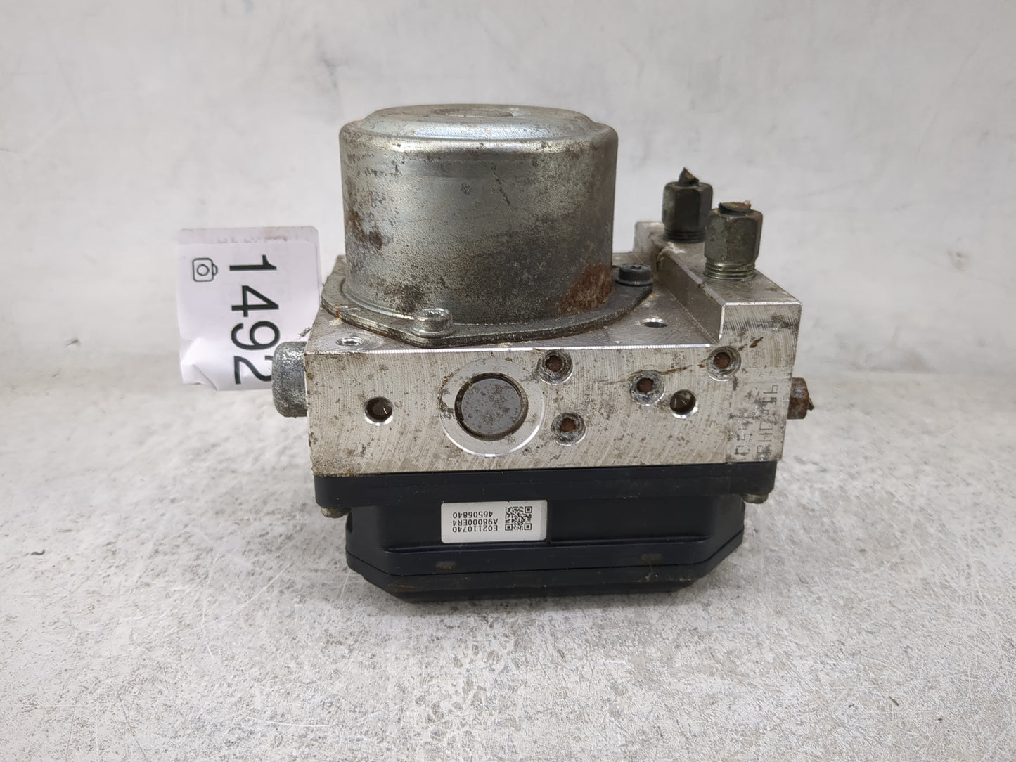 2010 Nissan Rogue ABS Pump Control Module Replacement P/N:TD8405 02120723 Fits OEM Used Auto Parts - Oemusedautoparts1.com
