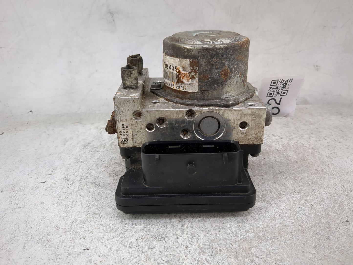 2010 Nissan Rogue ABS Pump Control Module Replacement P/N:TD8405 02120723 Fits OEM Used Auto Parts - Oemusedautoparts1.com
