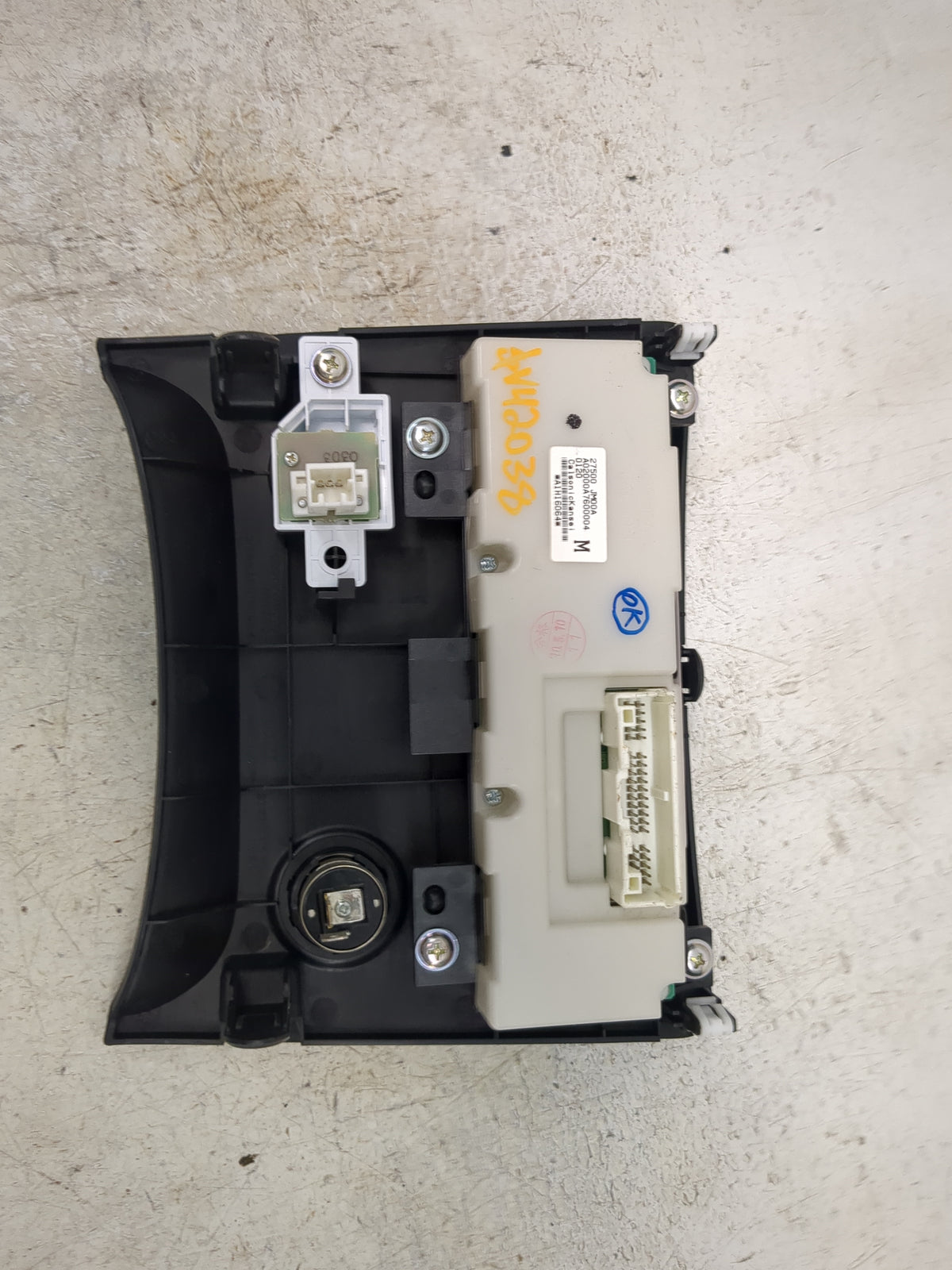 2008-2010 Nissan Rogue Climate Control Module Temperature AC/Heater Replacement P/N:27500 JM00A A02000A7600004 Fits OEM Used