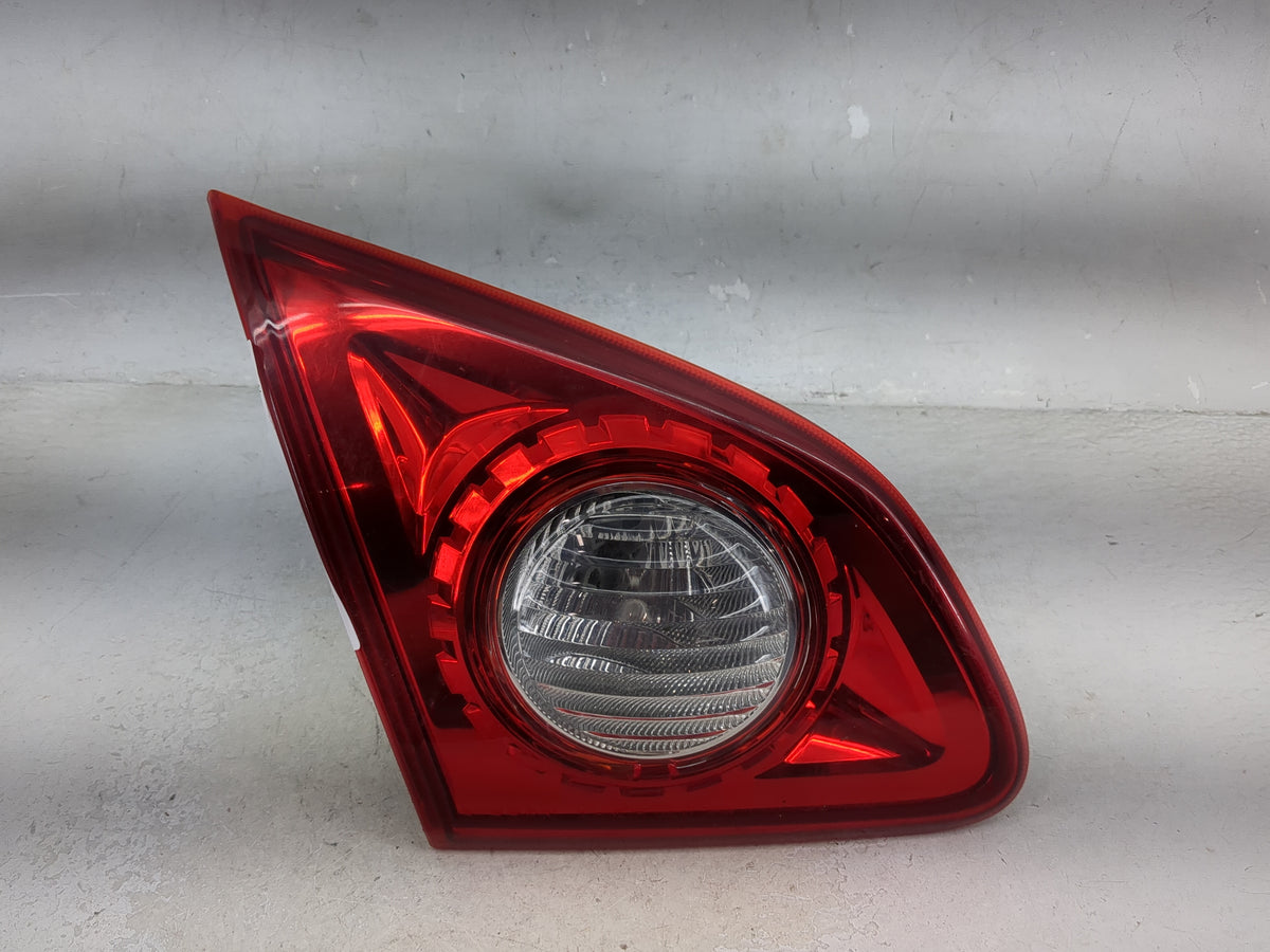 2009-2015 Nissan Rogue Driver Left Side Deck Lid Mounted Tail Light 1512344 - Oemusedautoparts1.com