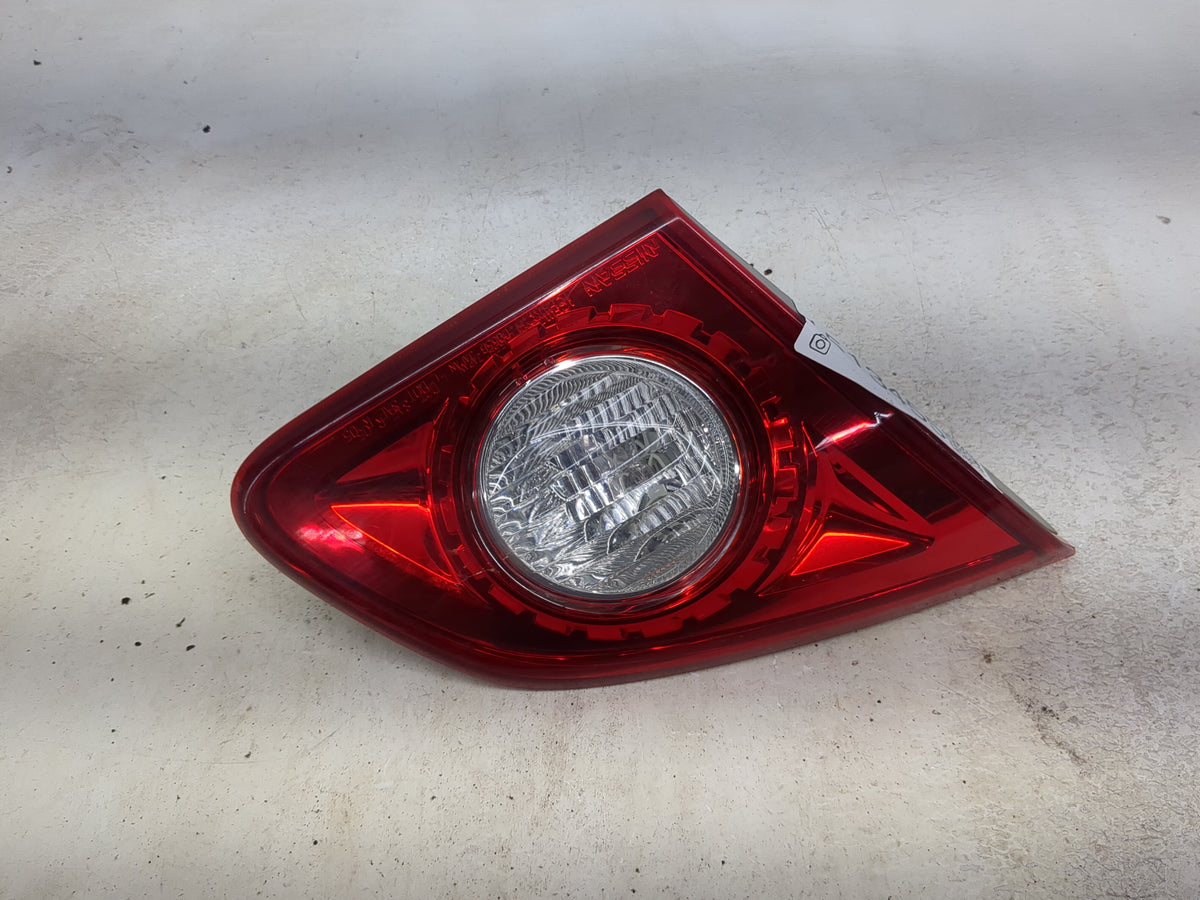 2009-2015 Nissan Rogue Driver Left Side Deck Lid Mounted Tail Light 1513455 - Oemusedautoparts1.com