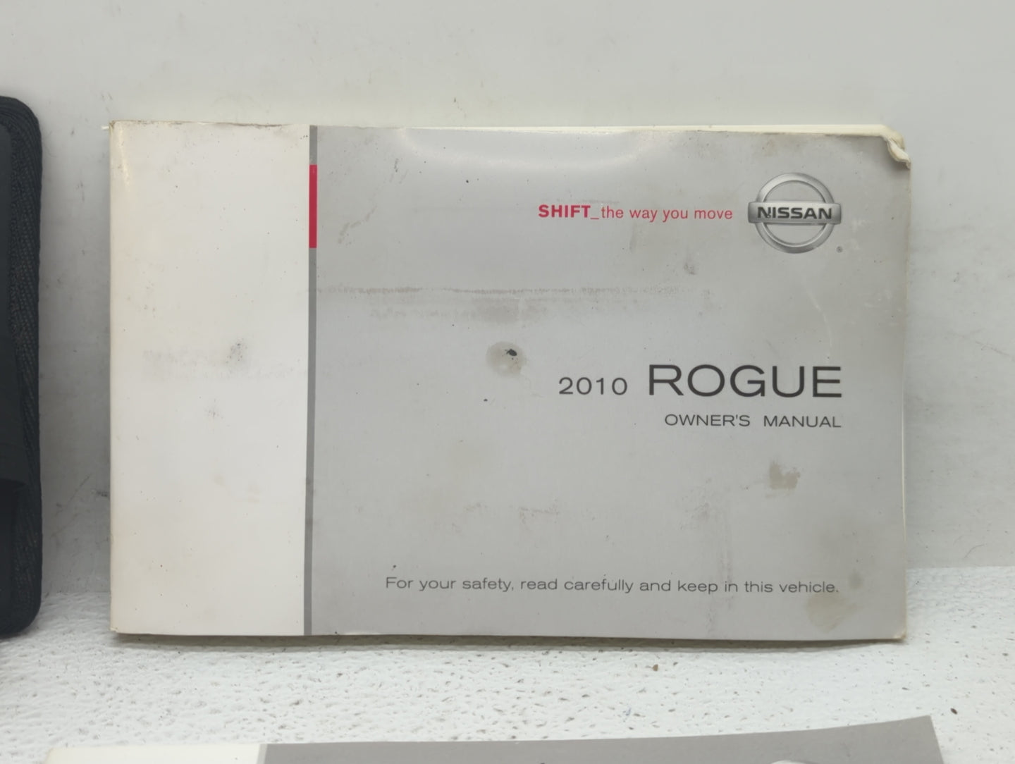 2010 Nissan Rogue Owners Manual Book Guide OEM Used Auto Parts - Oemusedautoparts1.com